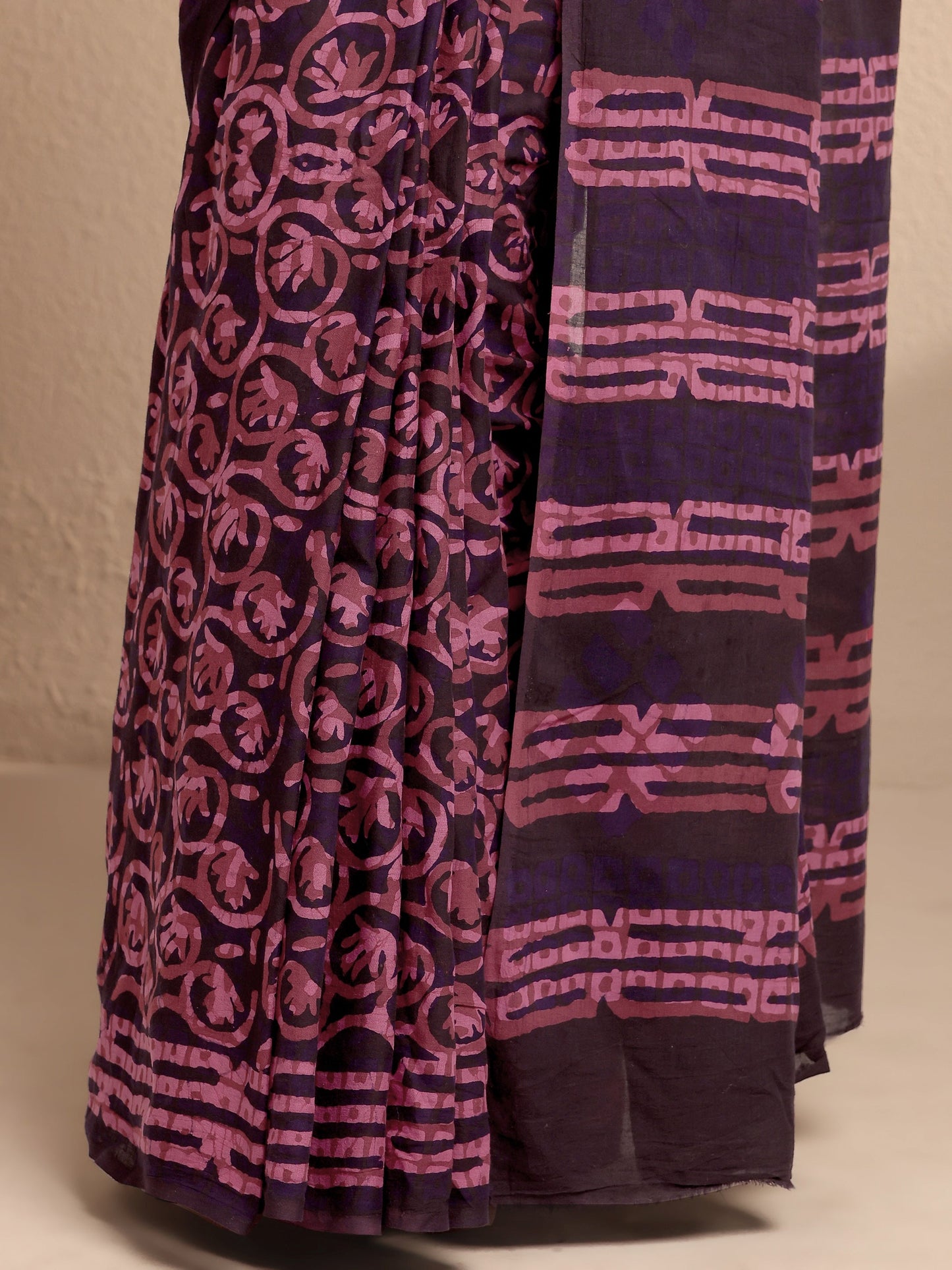 Libas Burgundy Printed Cotton Saree With Unstitched Blouse Piece
