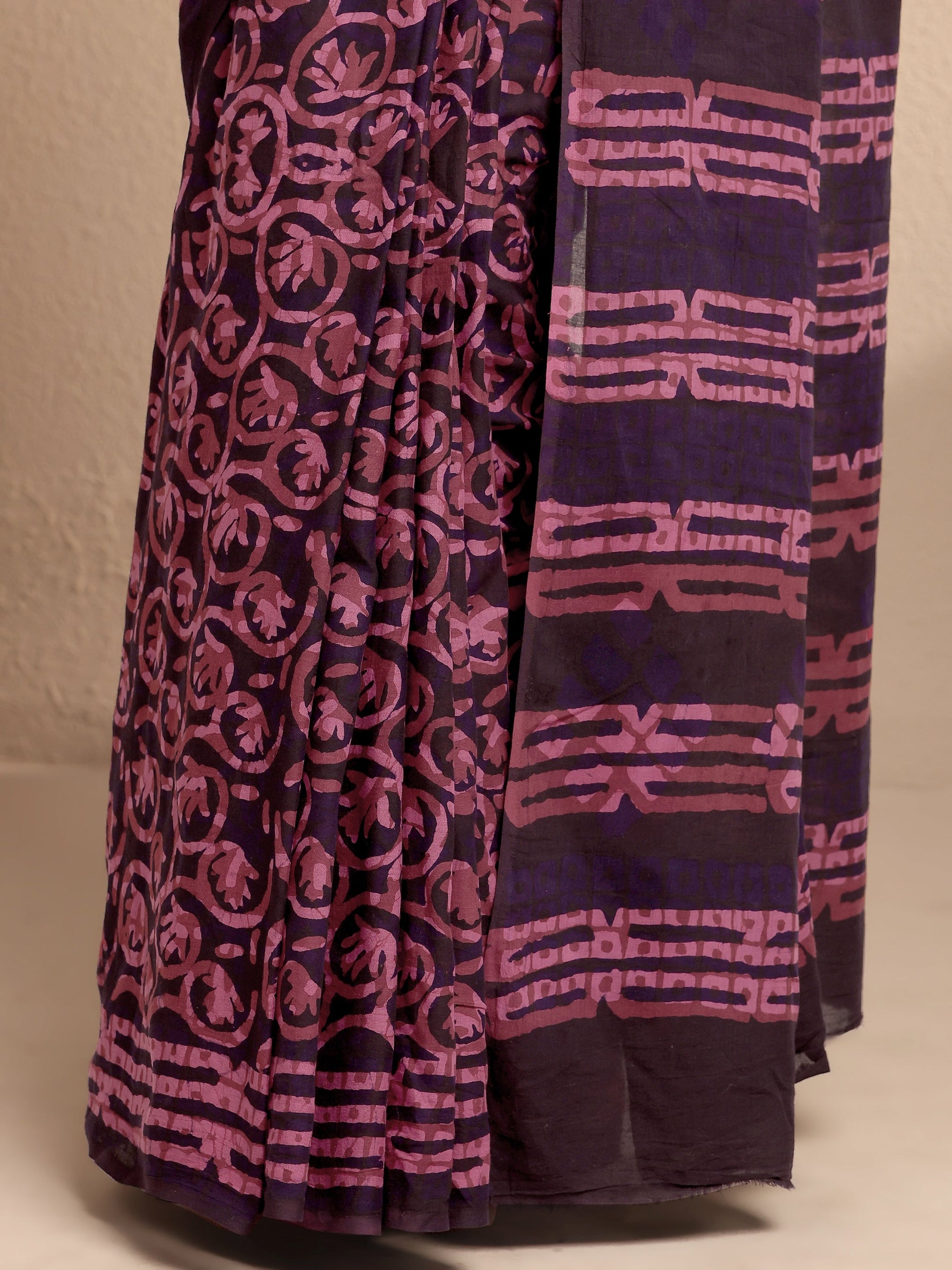 Libas Burgundy Printed Cotton Saree With Unstitched Blouse Piece
