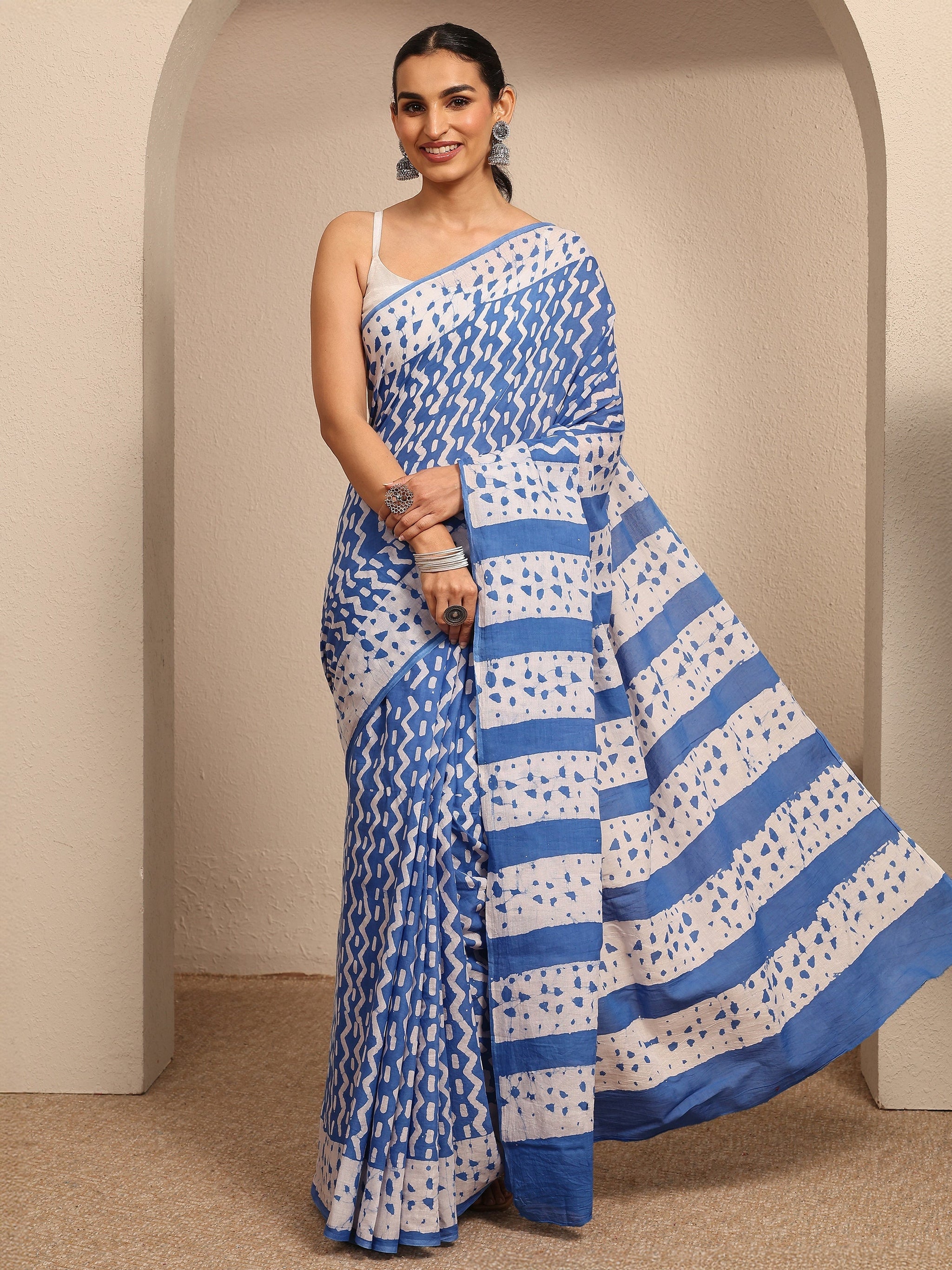 Libas Blue Chevron Printed Cotton Saree With Unstitched Blouse Piece