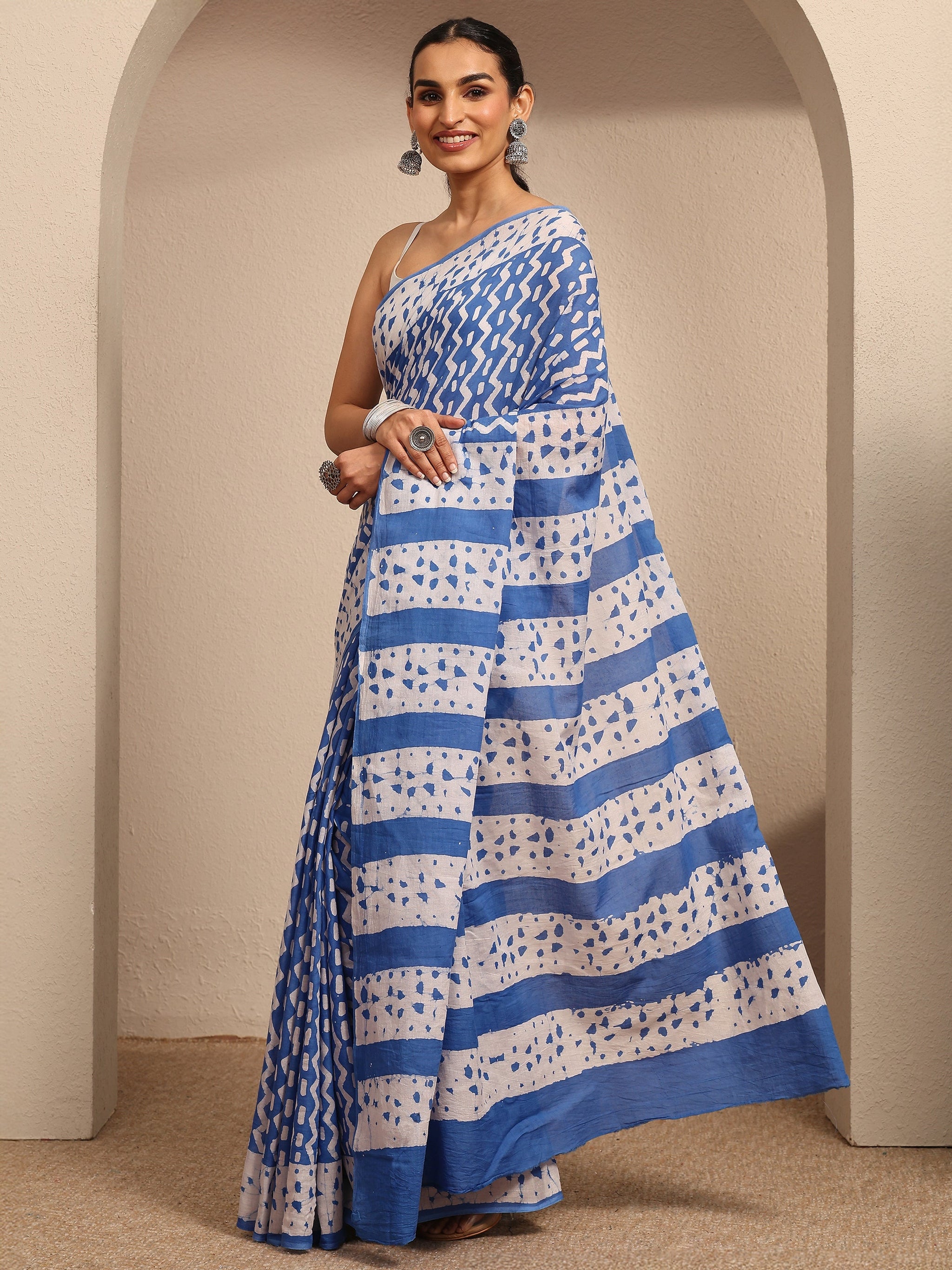 Libas Blue Chevron Printed Cotton Saree With Unstitched Blouse Piece