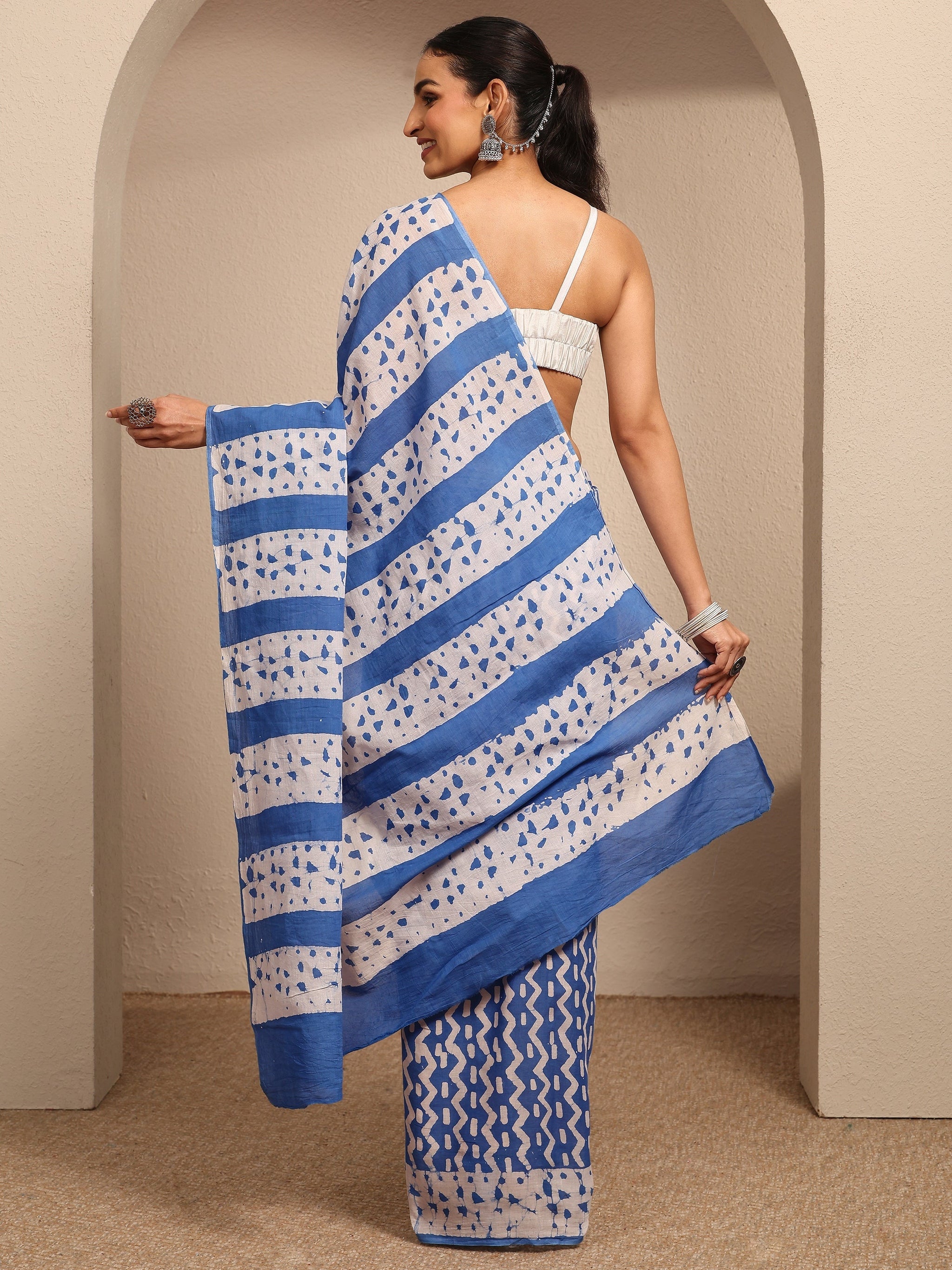 Libas Blue Chevron Printed Cotton Saree With Unstitched Blouse Piece
