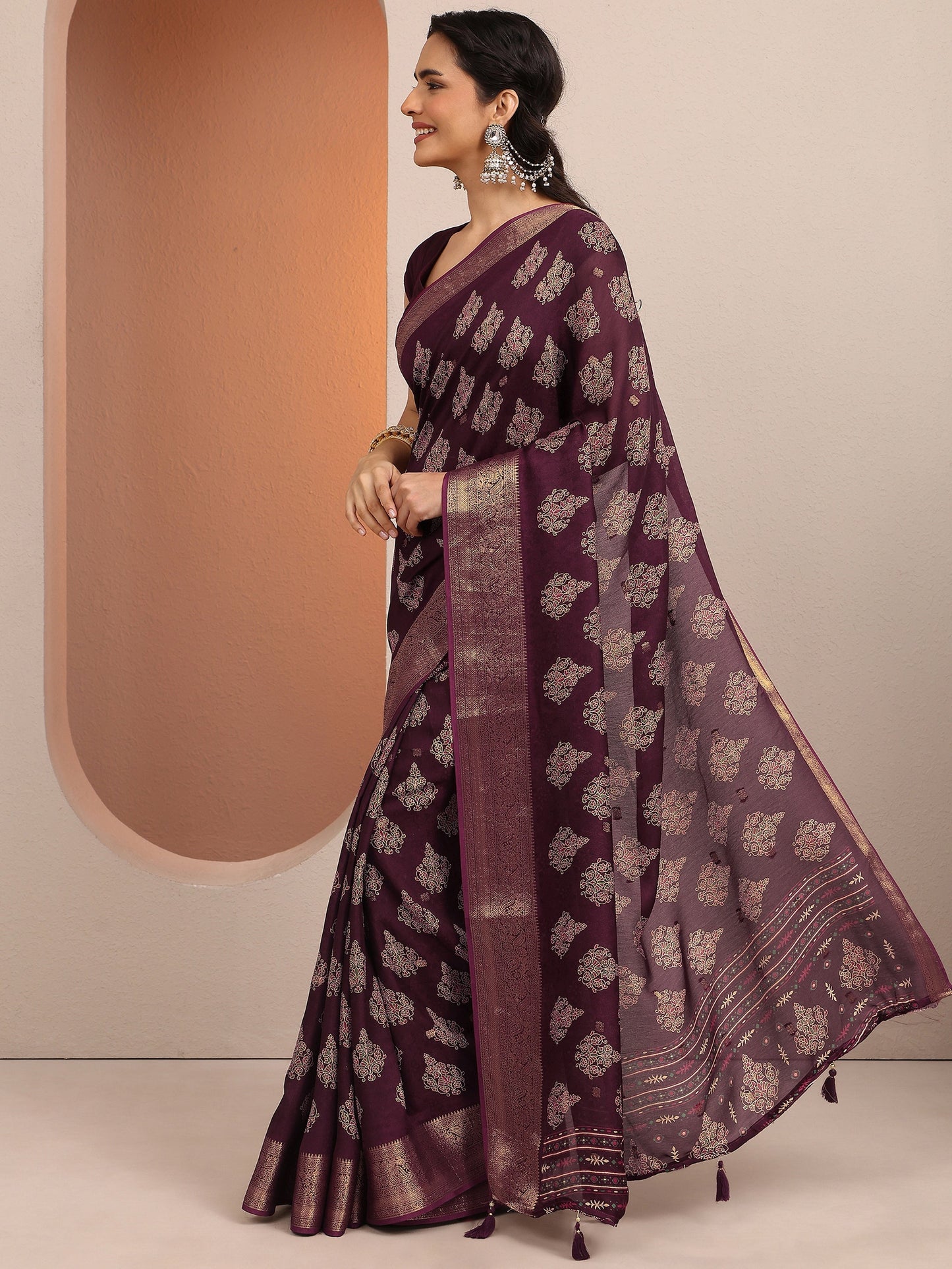 Libas Maroon Printed Silk Blend Saree With Unstitched Blouse Piece