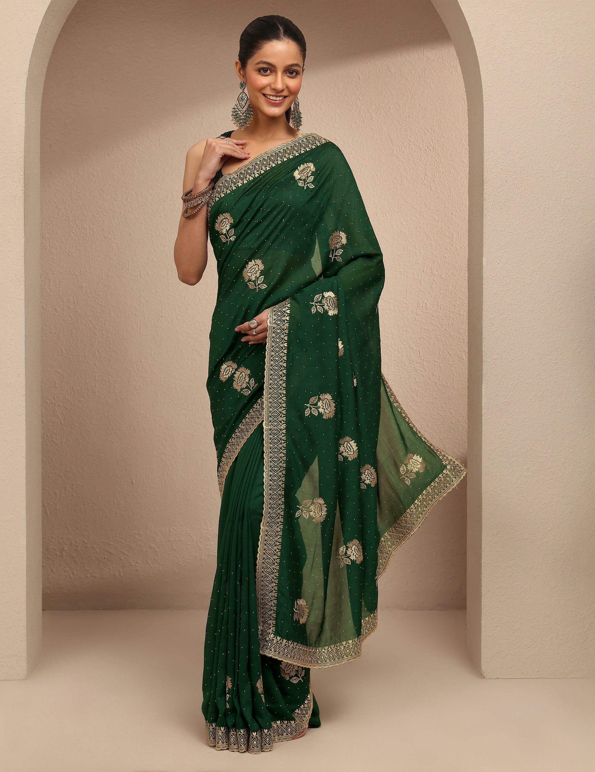 Libas Green Embroidered Silk Blend Saree With Unstitched Blouse Piece