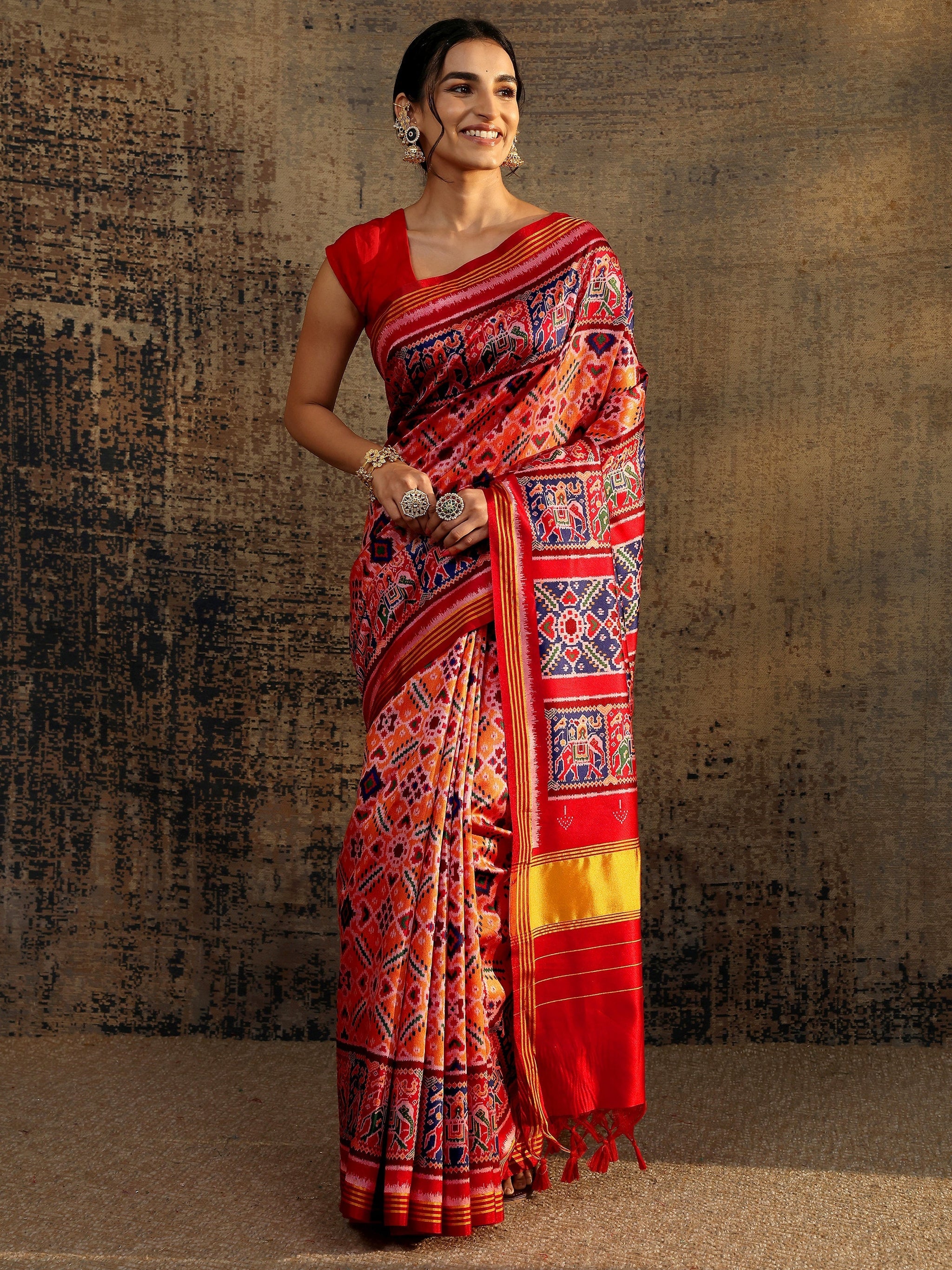 Libas Mustard Abstract Printed Silk Saree With Unstitched Blouse Piece