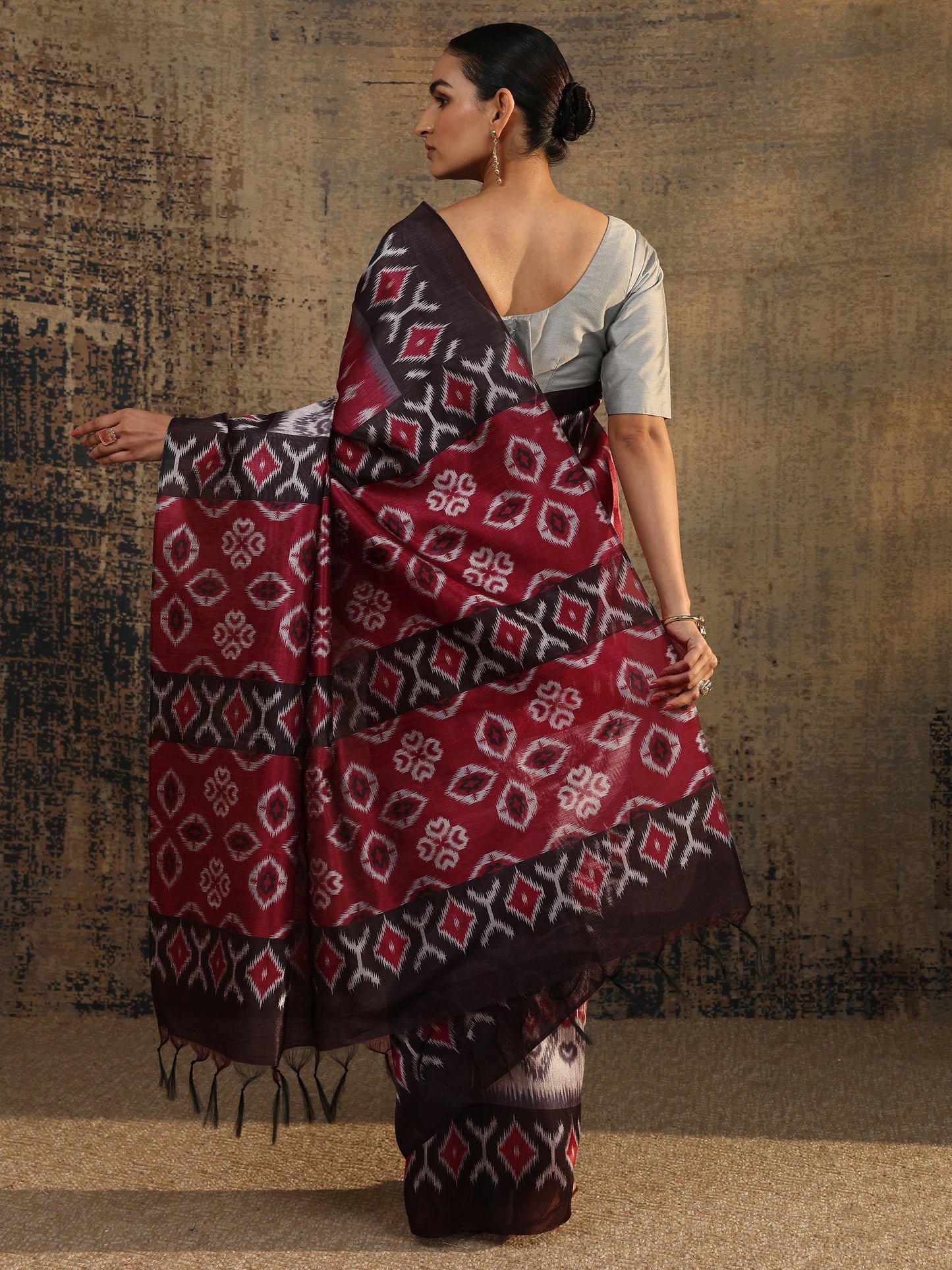 Libas Red Printed Silk Saree With Unstitched Blouse Piece