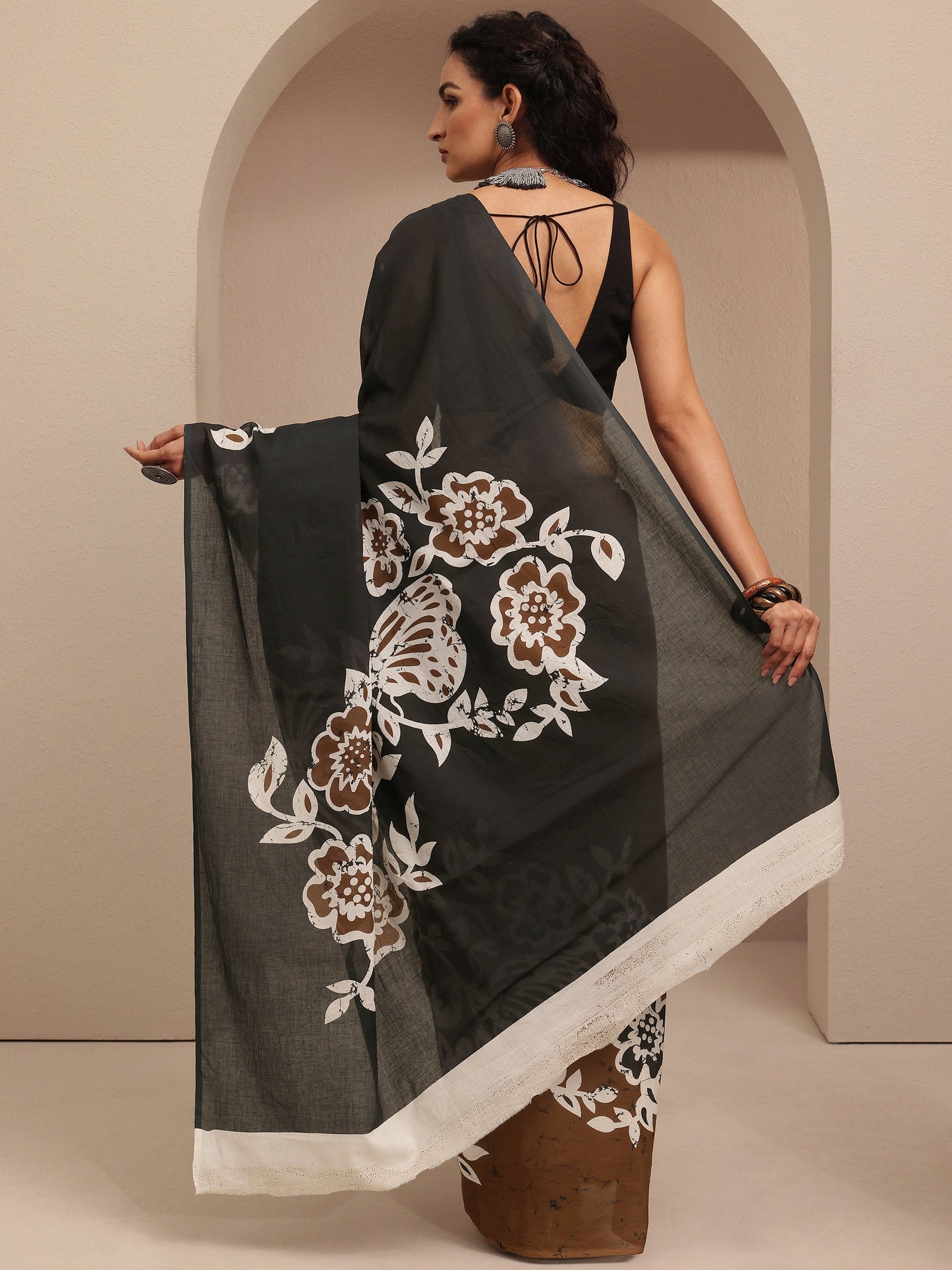 Libas Black Printed Cotton Saree With Unstitched Blouse Piece