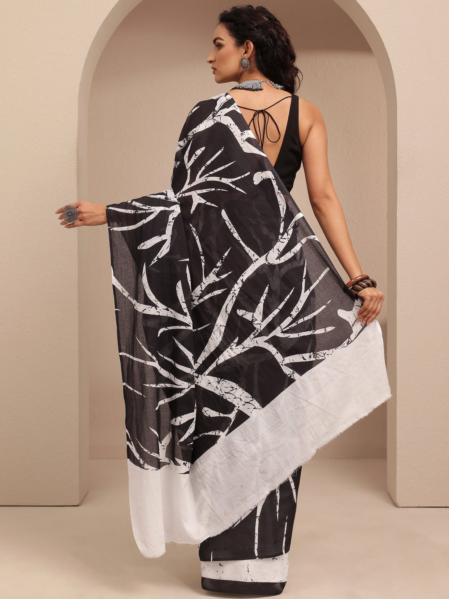Libas Black Printed Cotton Saree With Unstitched Blouse Piece