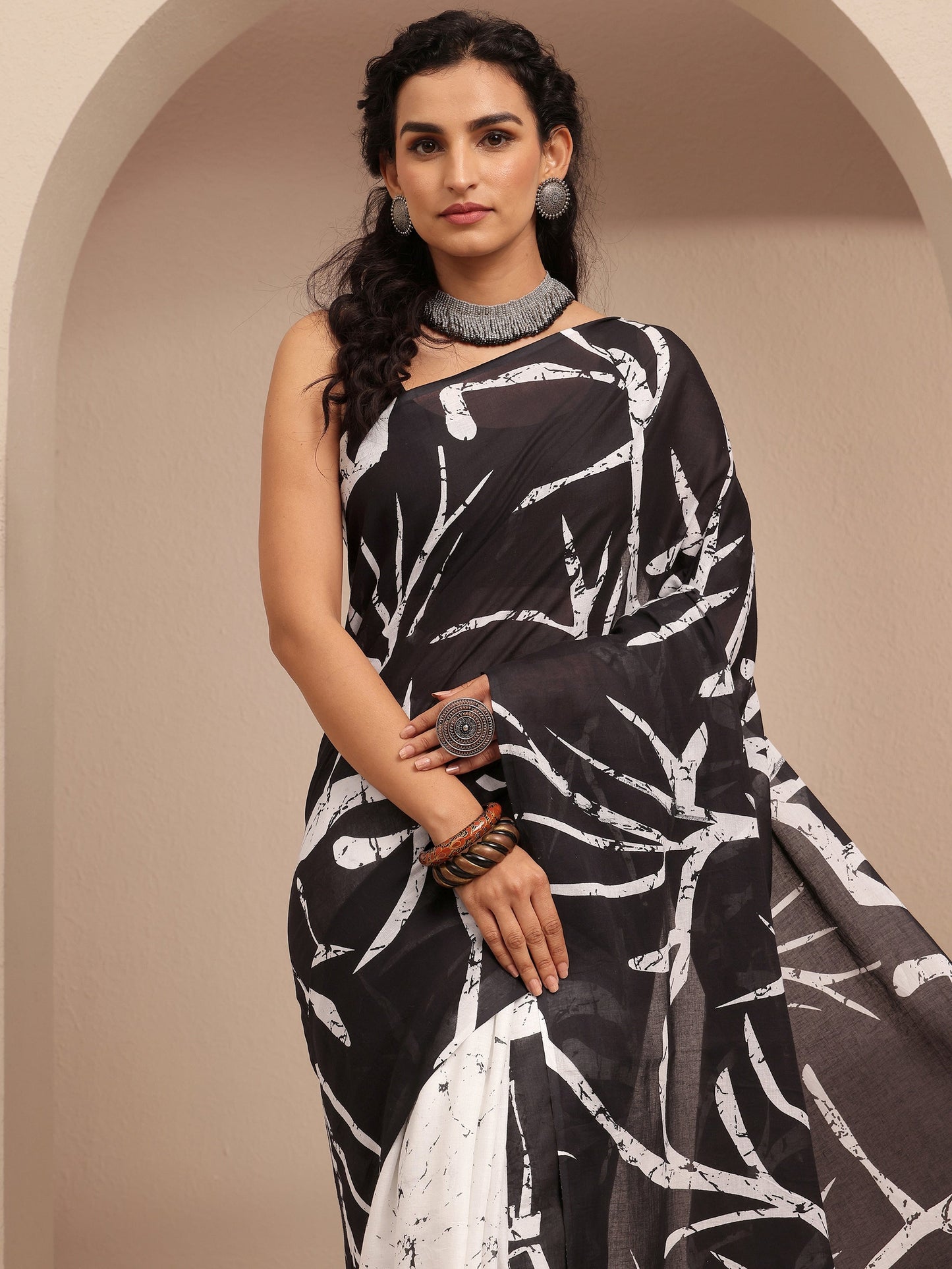 Libas Black Printed Cotton Saree With Unstitched Blouse Piece