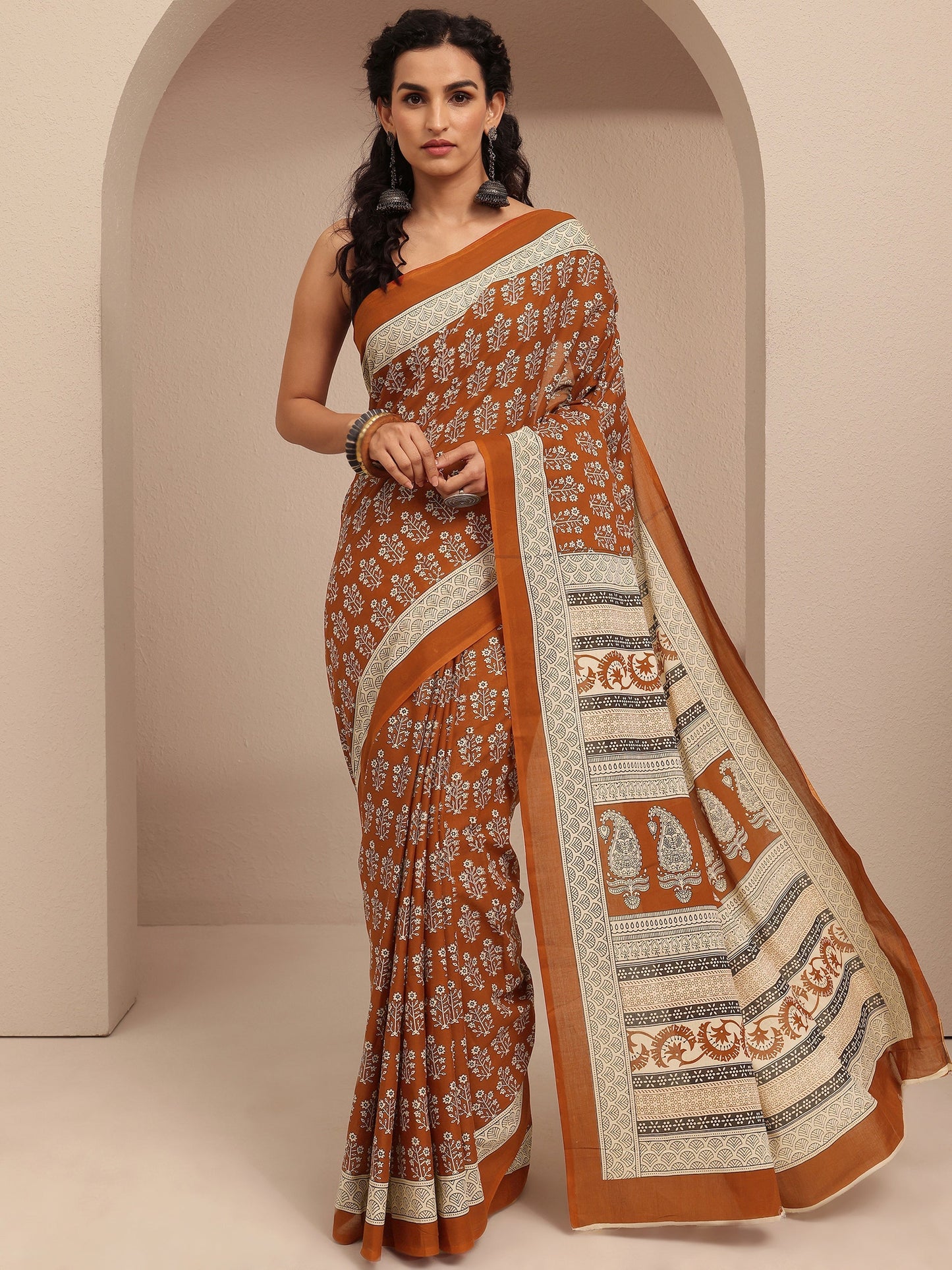 Libas Brown Printed Cotton Saree With Unstitched Blouse Piece