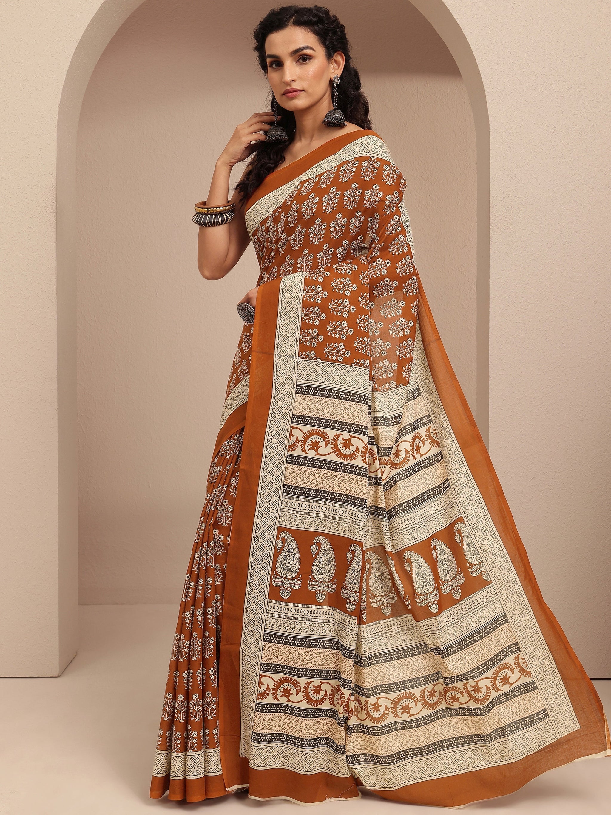 Libas Brown Printed Cotton Saree With Unstitched Blouse Piece