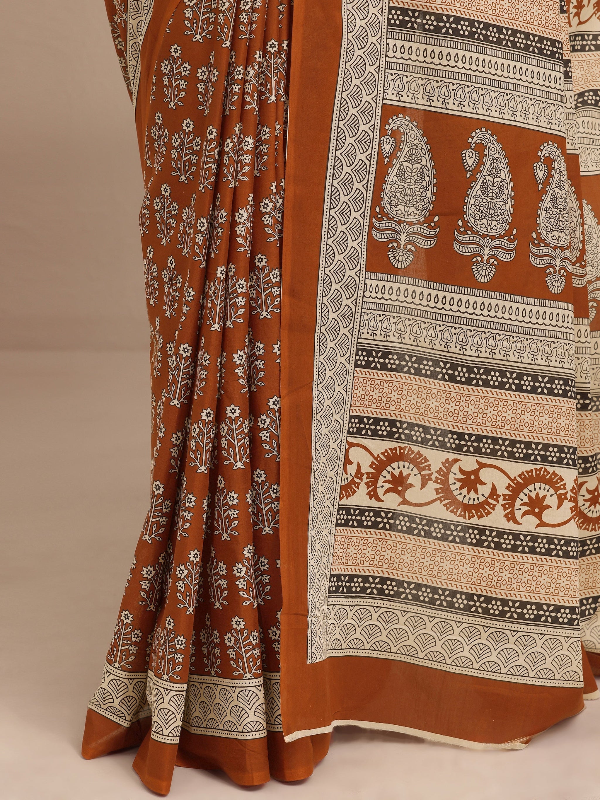 Libas Brown Printed Cotton Saree With Unstitched Blouse Piece