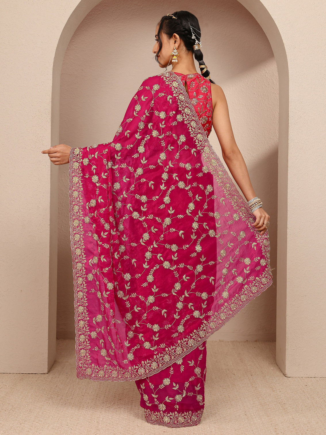 Mameraa Pink Floral Embellished Chiffon Saree With Unstitched Blouse Piece