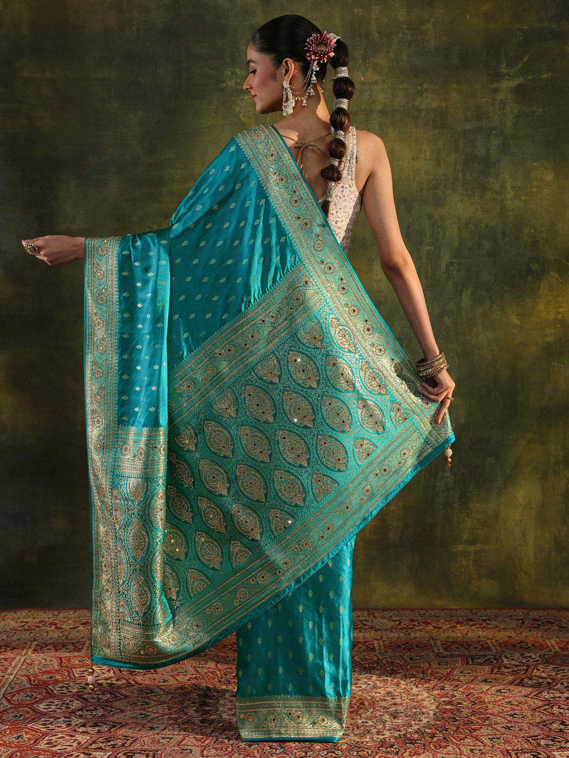 Mameraa Art Blue Woven Design Satin Banarasi Saree With Unstitched Blouse Piece