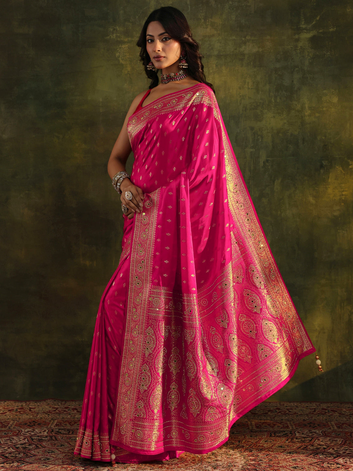 Mameraa Art Pink Embellished Satin Saree With Unstitched Blouse Piece
