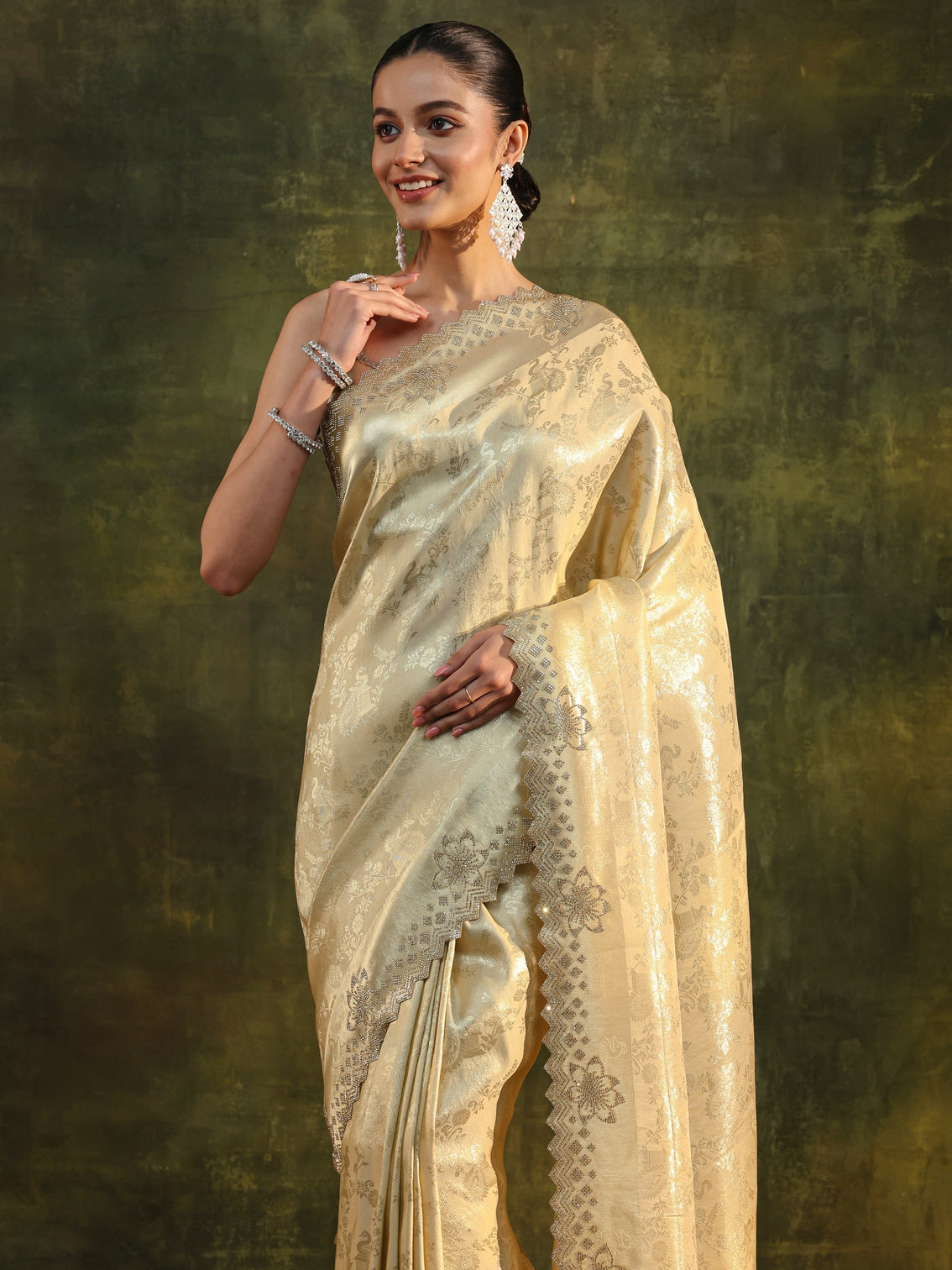 Mameraa Gold Floral Embellished Silk Blend Saree With Unstitched Blouse Piece