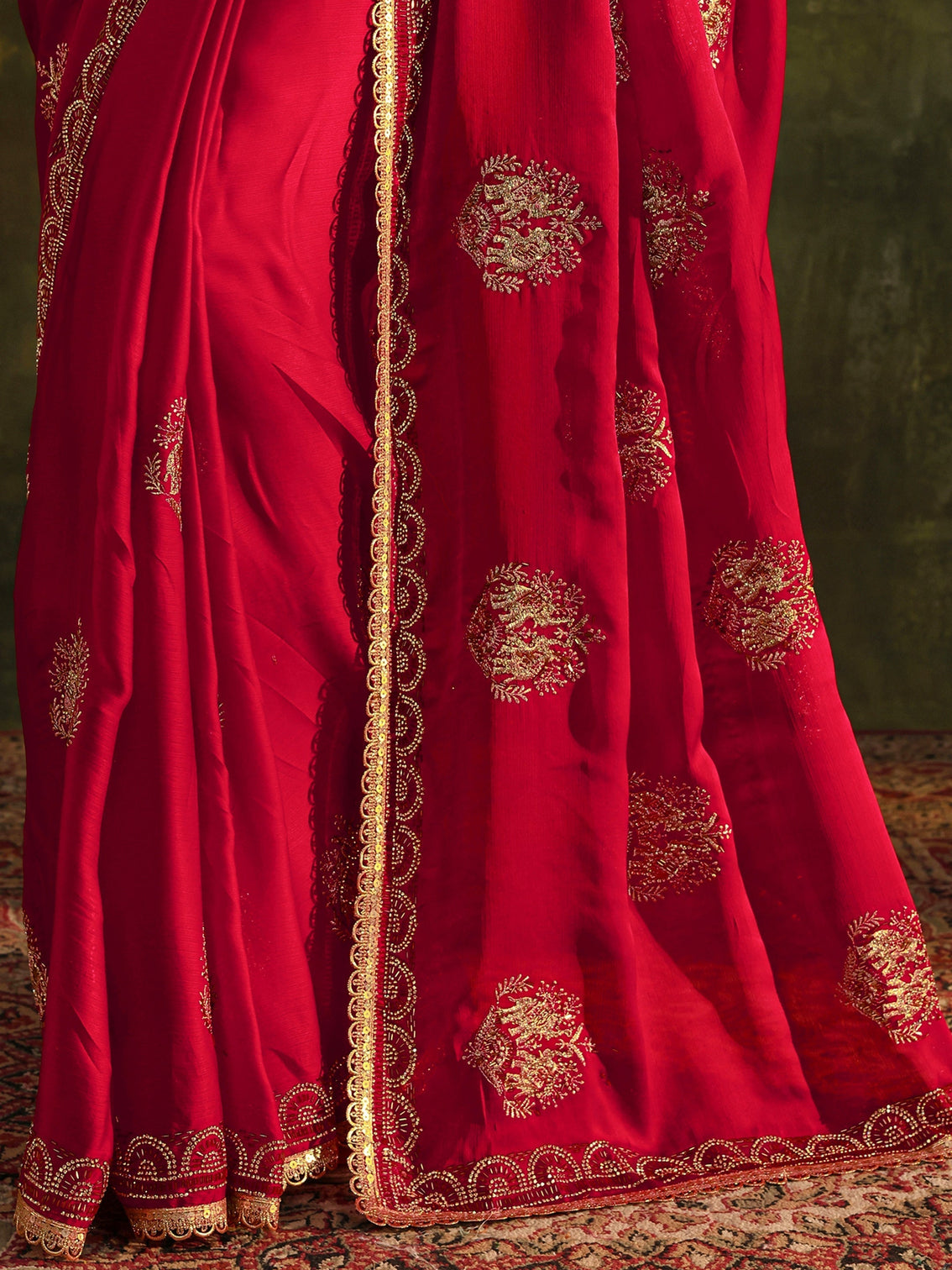 Mameraa Red Embellished Satin Saree With Unstitched Blouse Piece