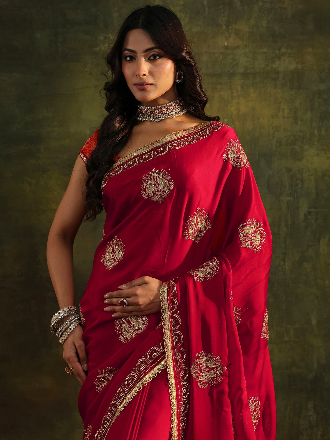 Mameraa Red Embellished Satin Saree With Unstitched Blouse Piece