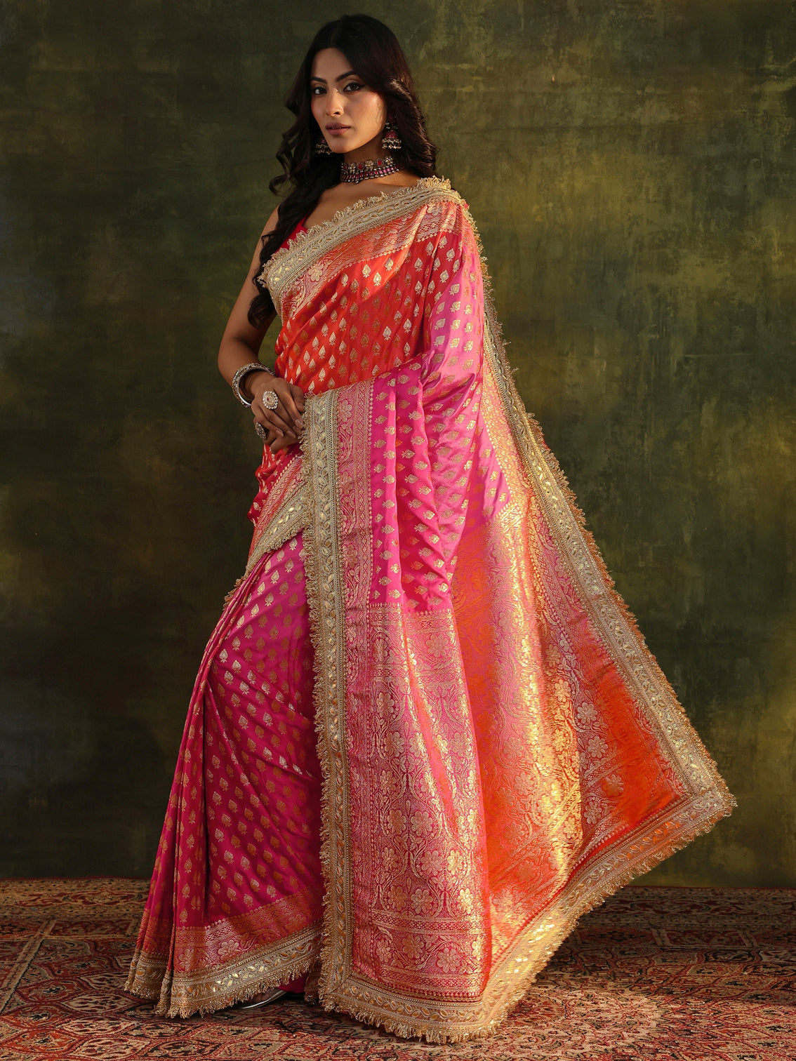 Mameraa Art Pink Banarasi Silk Blend Saree With Unstitched Blouse Piece