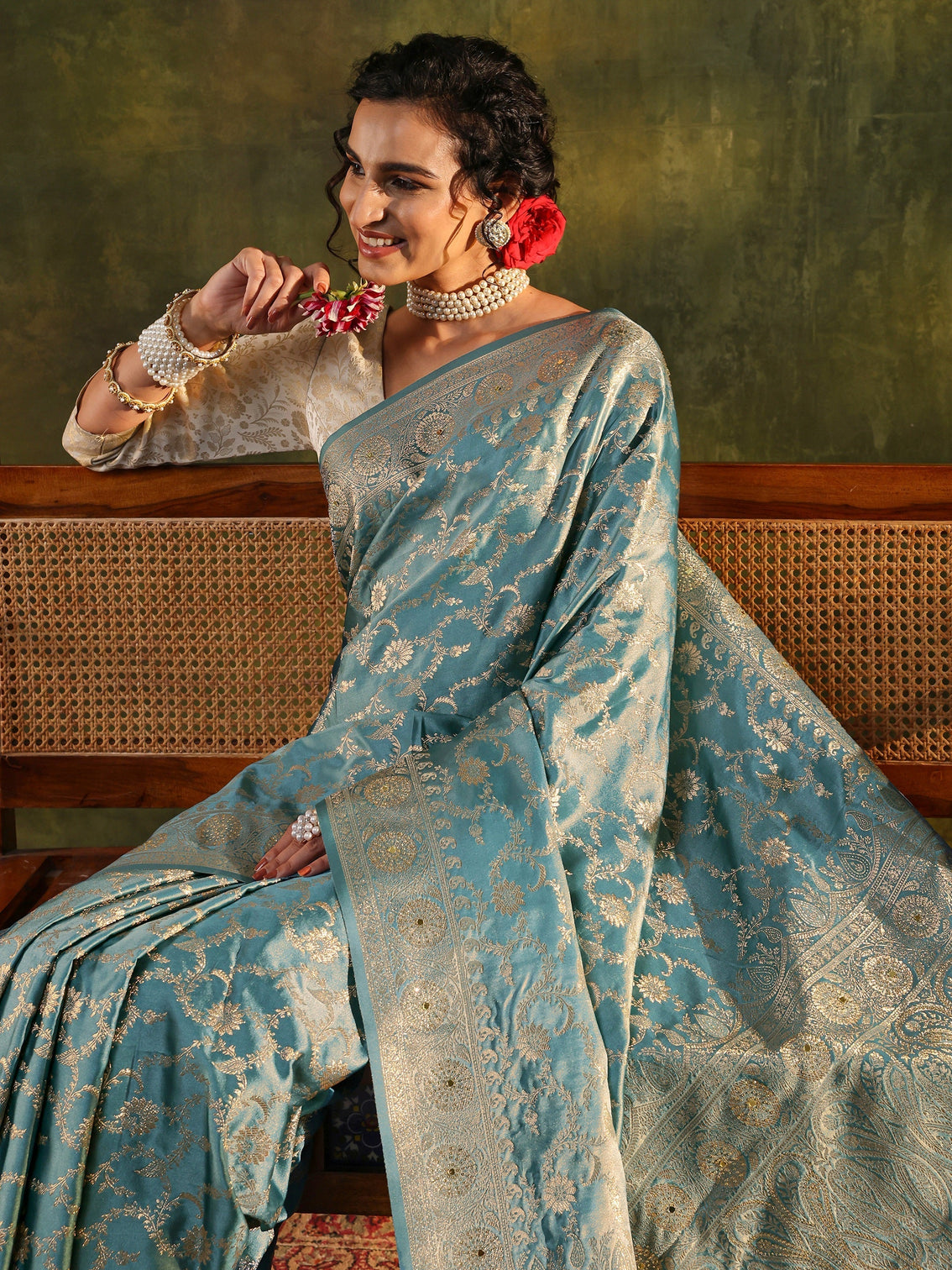 Mameraa Blue Woven Design Satin Banarasi Saree With Unstitched Blouse Piece