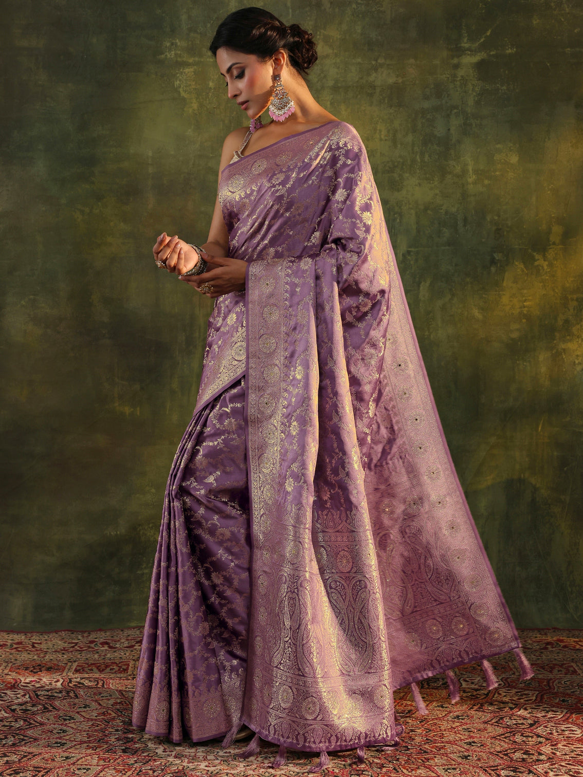 Mameraa Purple Banarasi Satin Saree With Unstitched Blouse Piece