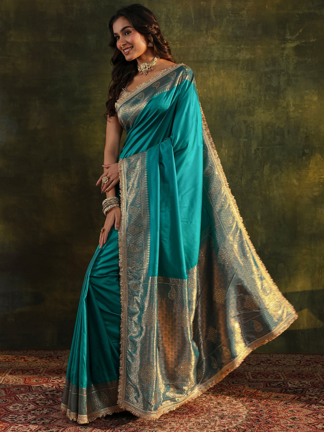 Mameraa Blue Embellished Silk Blend Saree With Unstitched Blouse Piece