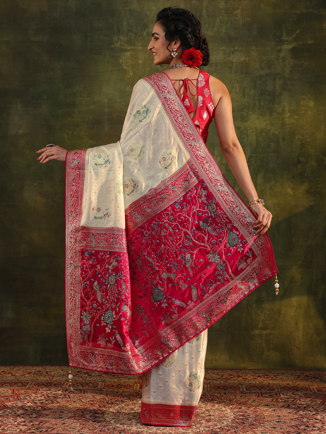 Mameraa Art Off White Ethnic Woven Design Satin Saree With Unstitched Blouse Piece