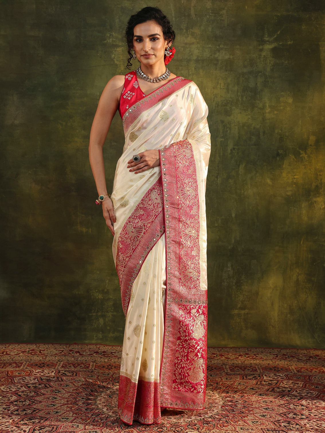 Mameraa Ivory Woven Design Satin Banarasi Saree With Unstitched Blouse Piece