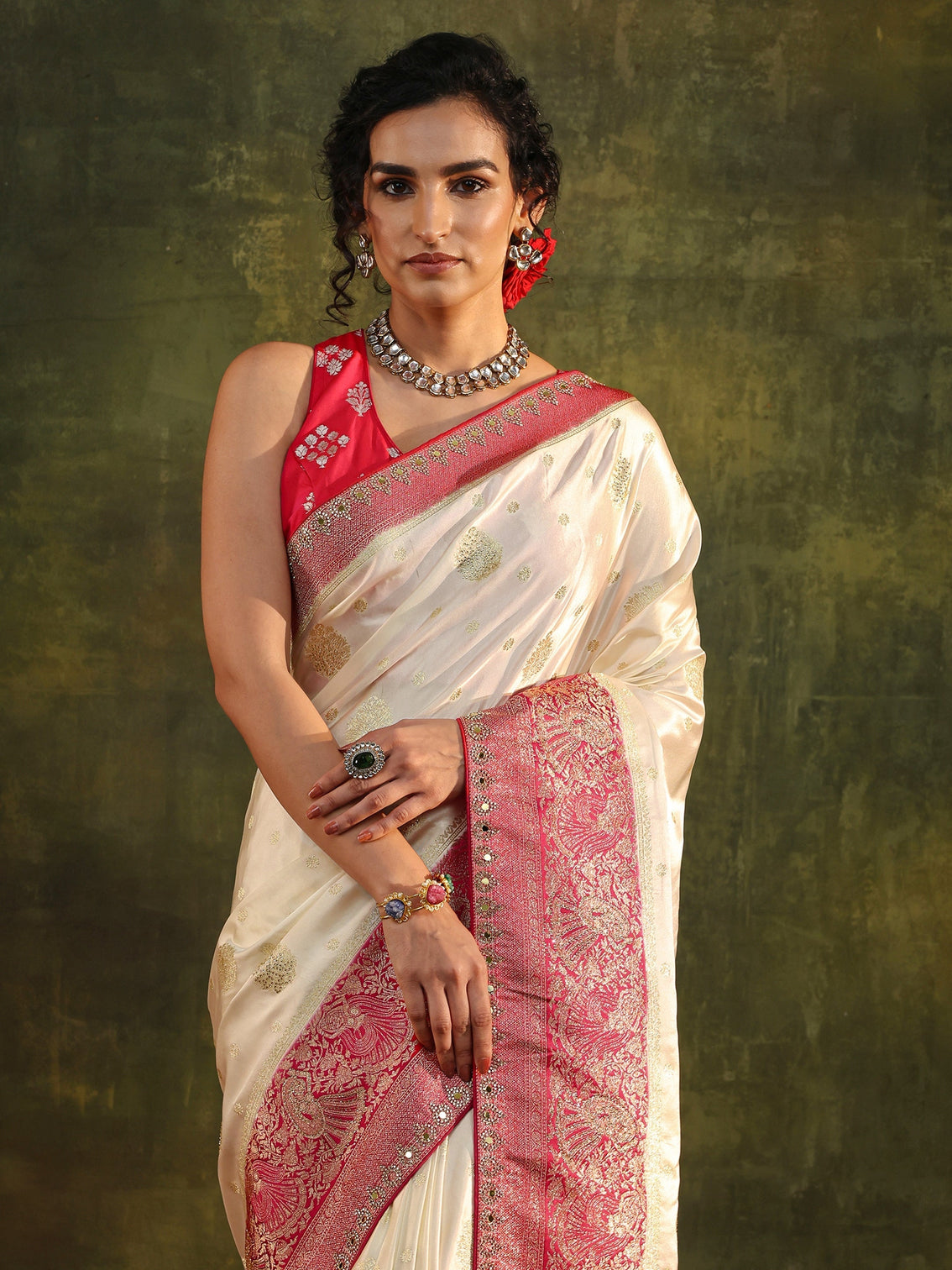 Mameraa Ivory Woven Design Satin Banarasi Saree With Unstitched Blouse Piece