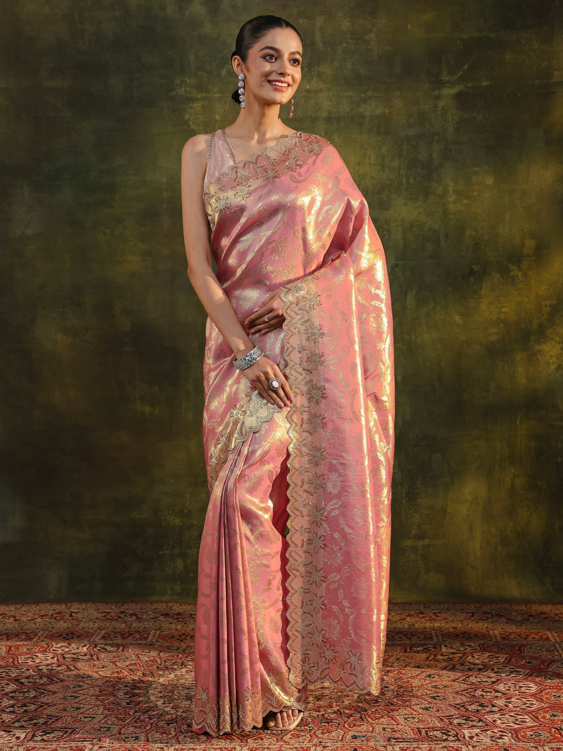 Mameraa Peach Woven Design Silk Banarasi Saree With Unstitched Blouse Piece