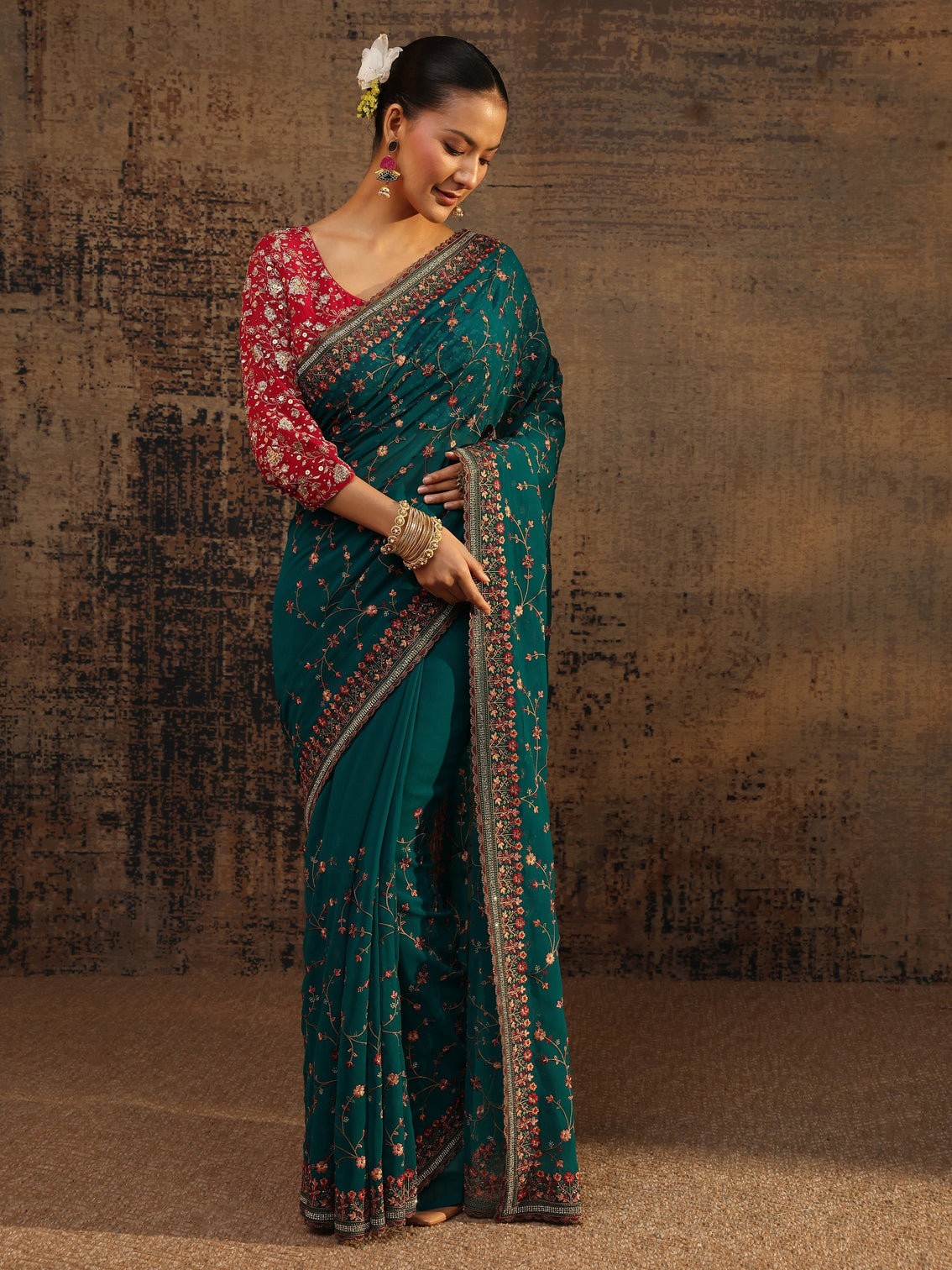 Mameraa Blue Floral Embroidered Net Saree With Unstitched Blouse Piece