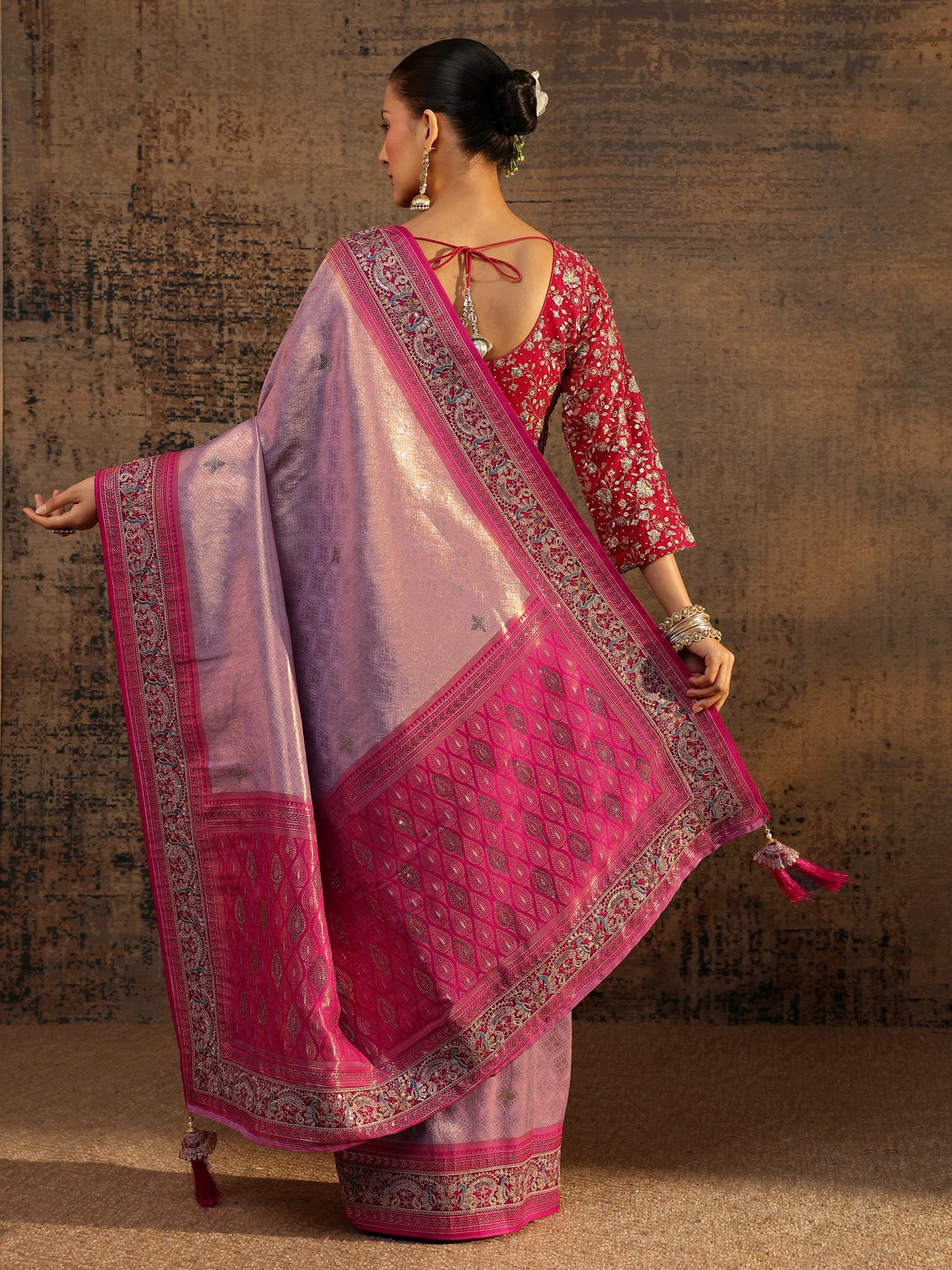 Mameraa Art Lavender Ethnic Motifs Woven Design Silk Blend Saree With Unstitched Blouse Piece