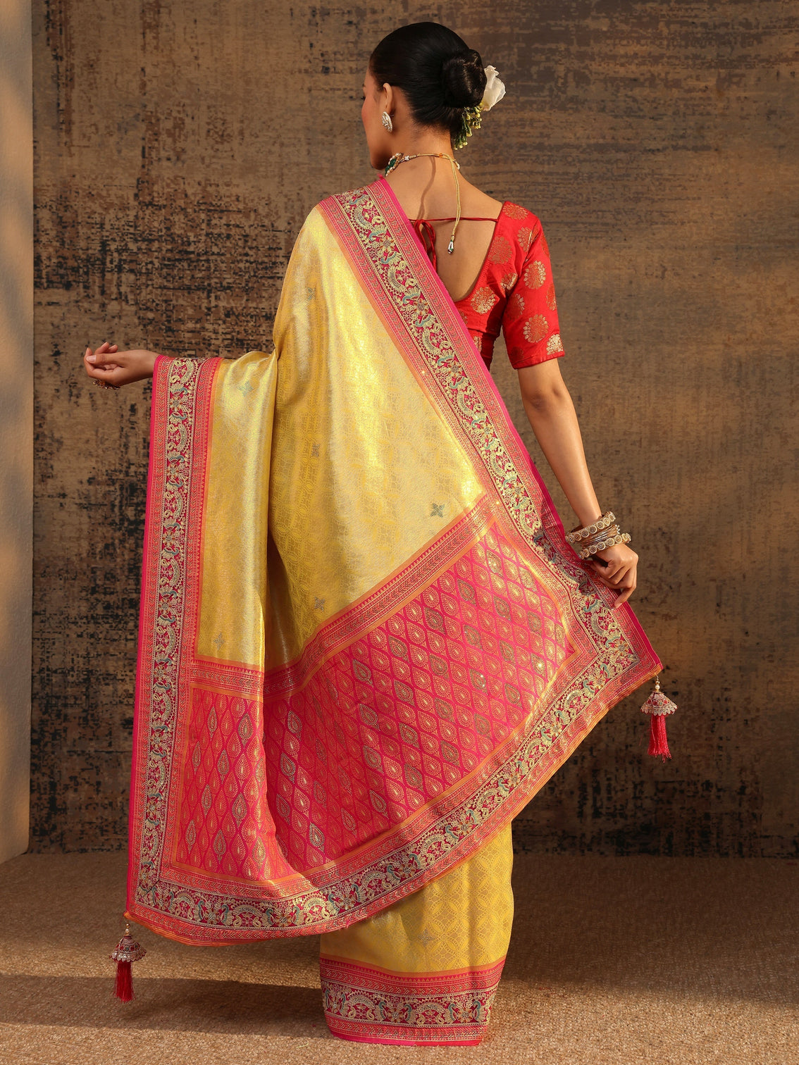 Mameraa Art Mustard Ethnic Motifs Woven Design Silk Blend Saree With Unstitched Blouse Piece