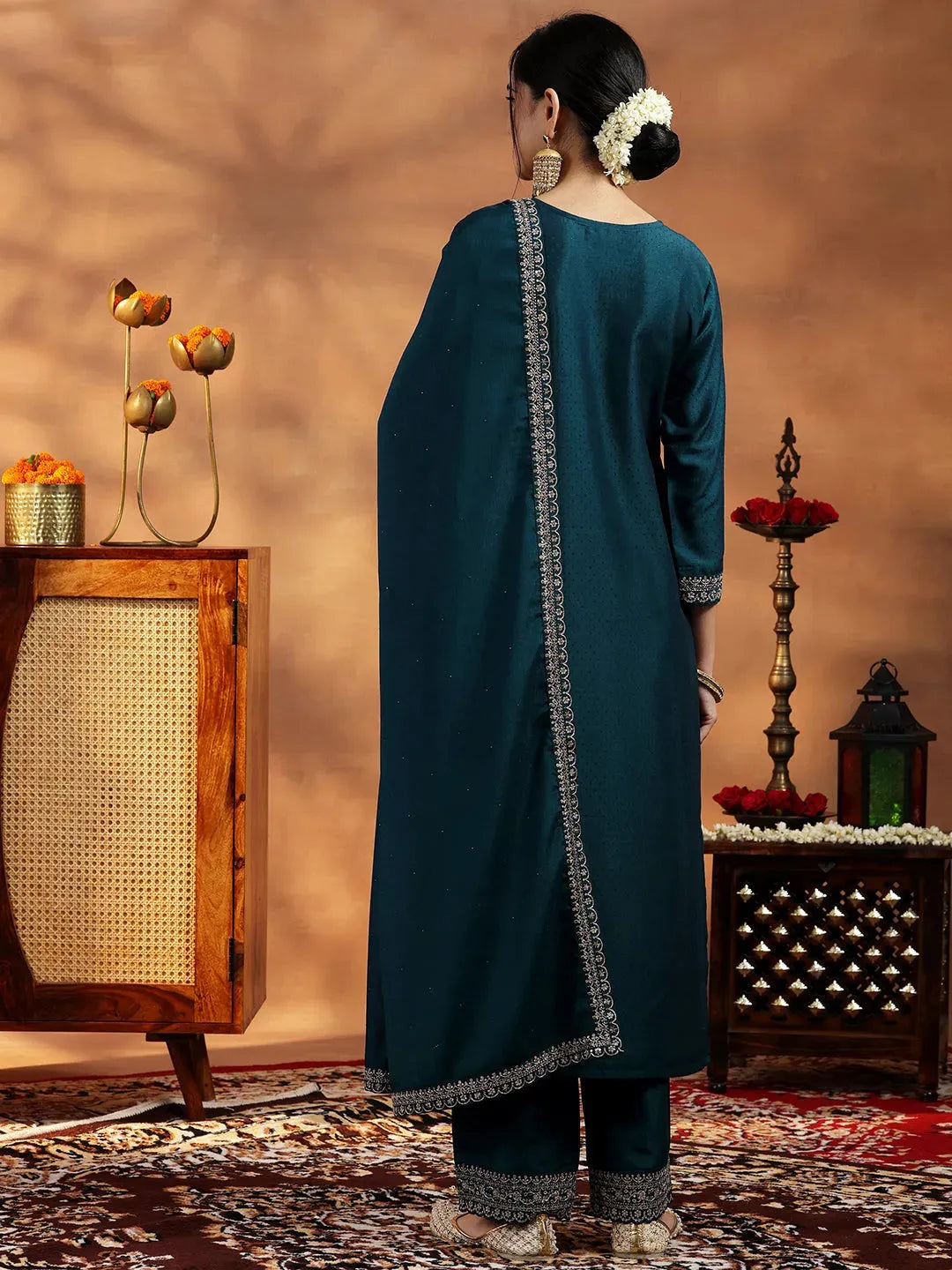 Mameraa Teal Yoke Design Silk Blend Straight Suit With Dupatta