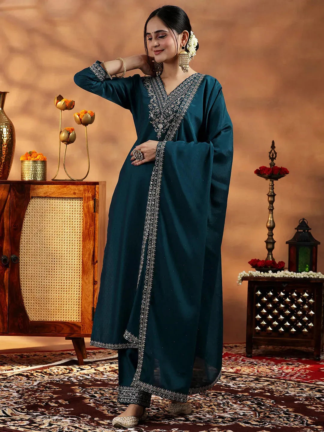 Mameraa Teal Yoke Design Silk Blend Straight Suit With Dupatta