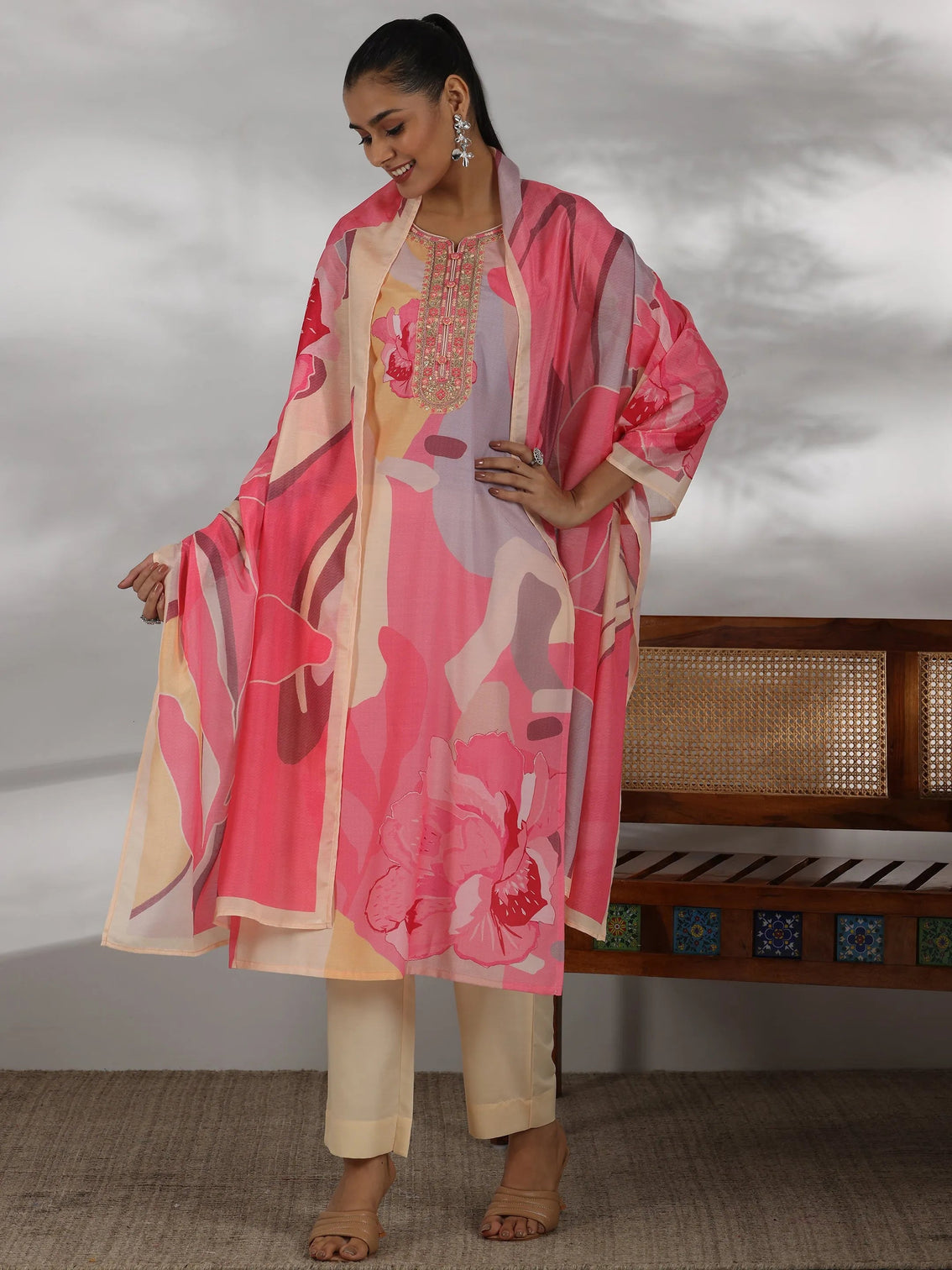 Mameraa Cream Printed Straight Suit With Dupatta