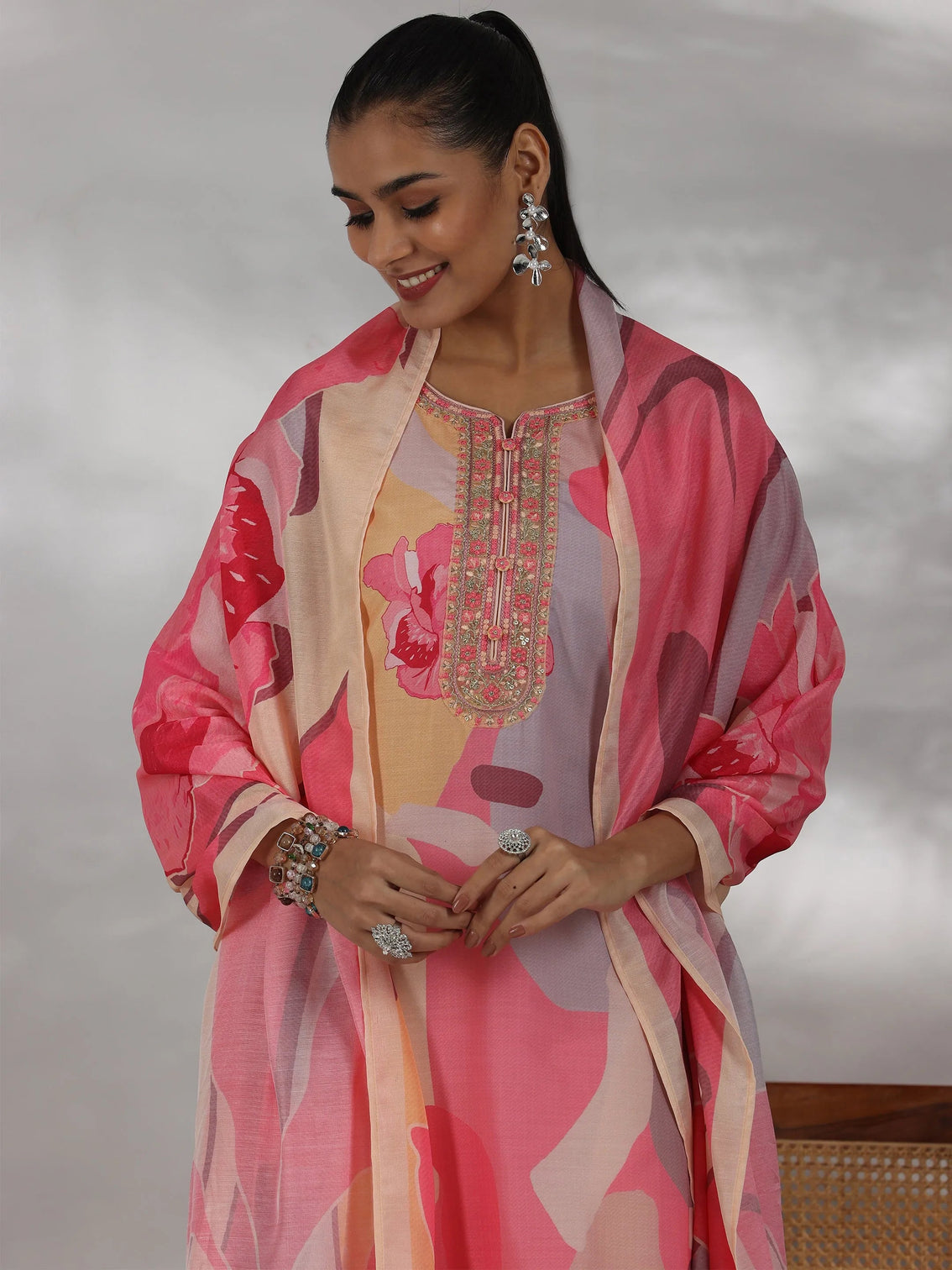 Mameraa Cream Printed Straight Suit With Dupatta