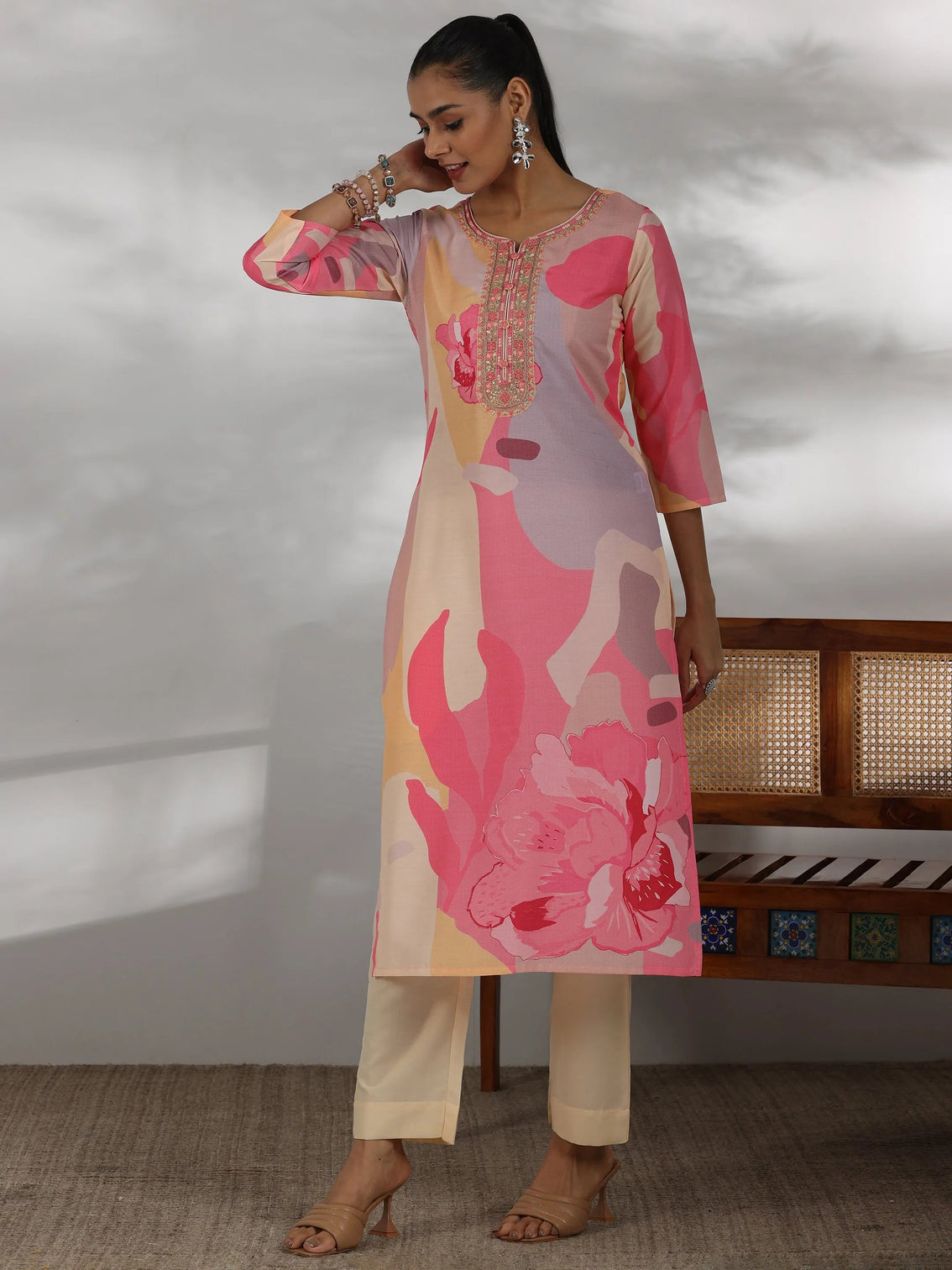 Mameraa Cream Printed Straight Suit With Dupatta