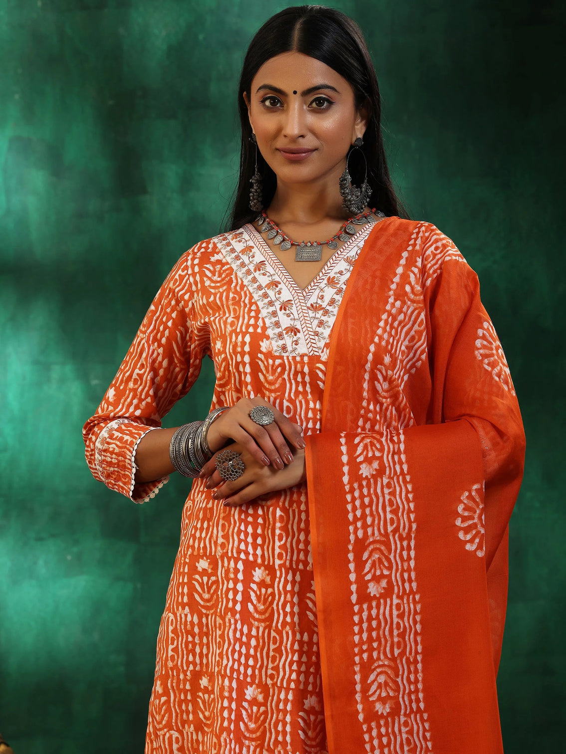 Mameraa Orange Printed Cotton Straight Suit With Dupatta