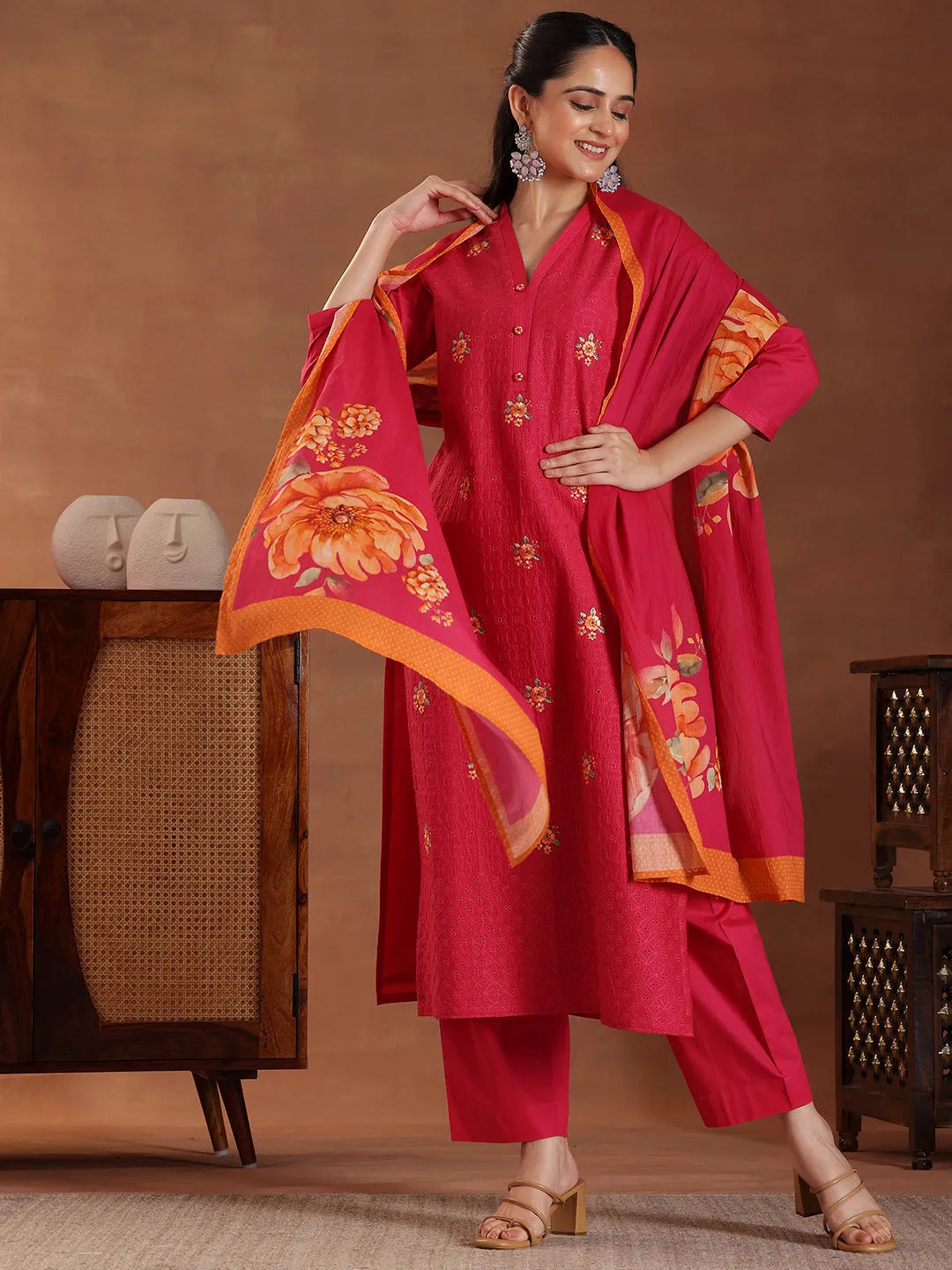 Mameraa Pink Embroidered Cotton Straight Suit With Dupatta