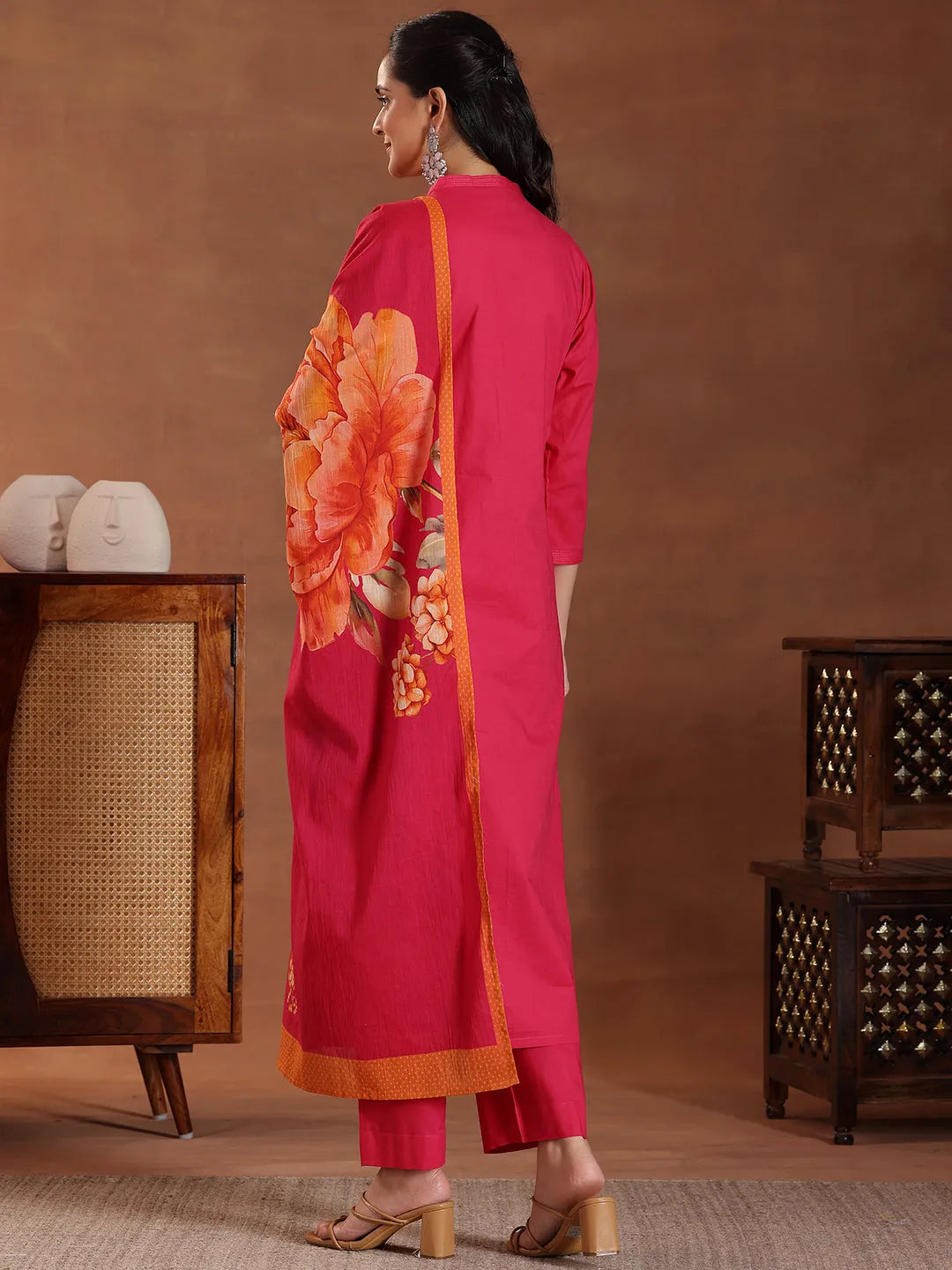 Mameraa Pink Embroidered Cotton Straight Suit With Dupatta