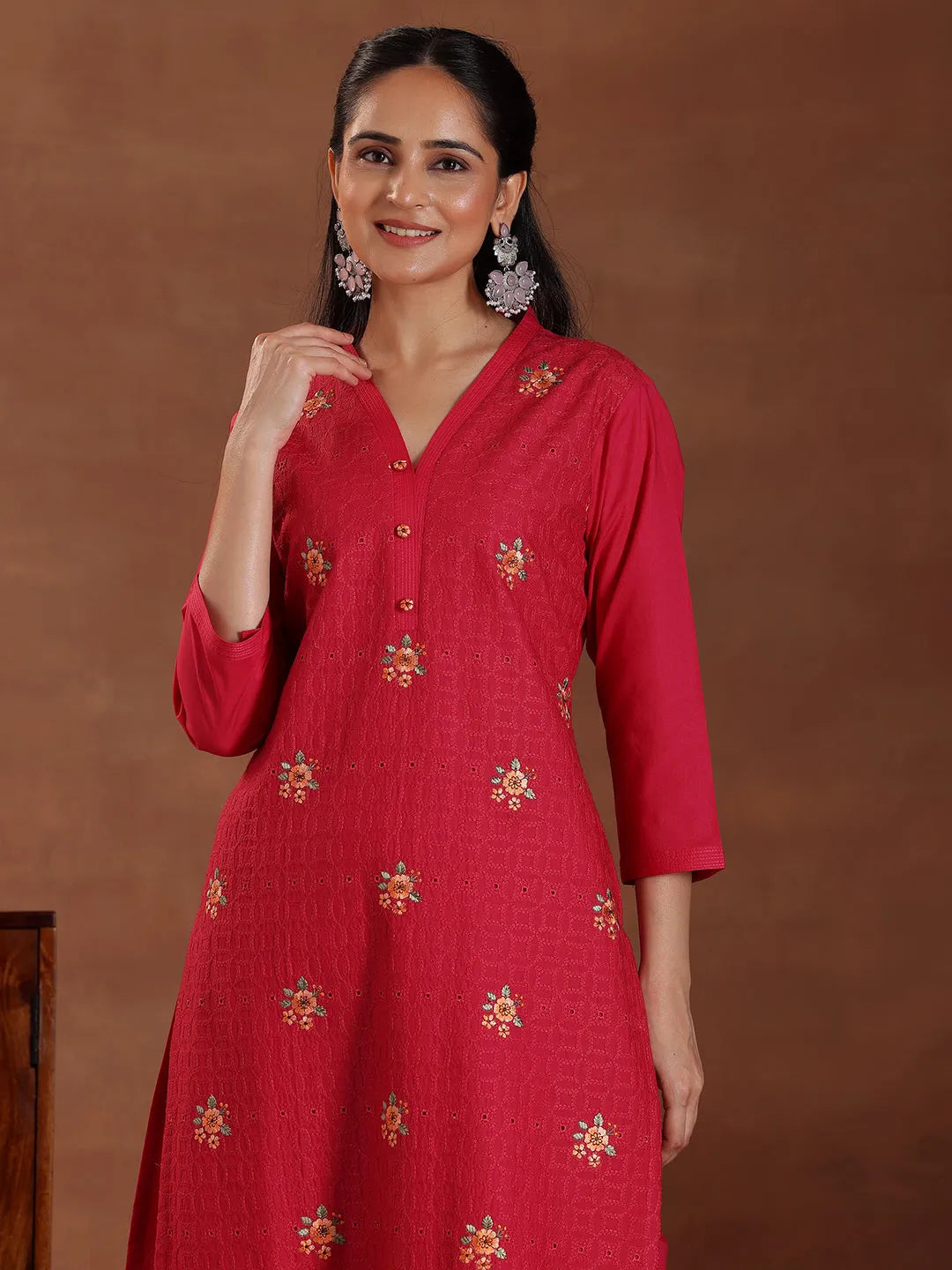 Mameraa Pink Embroidered Cotton Straight Suit With Dupatta