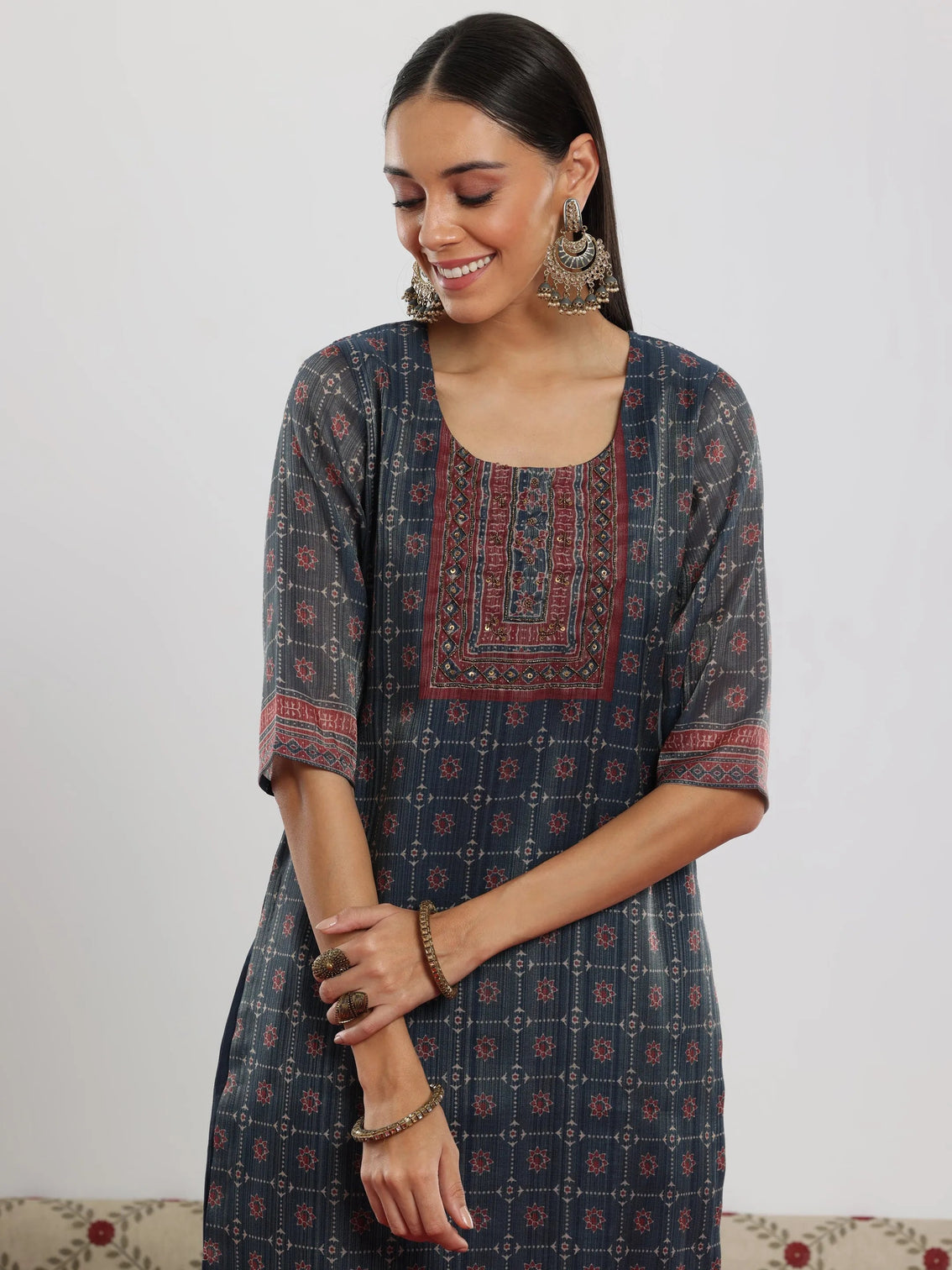 Mameraa Blue Printed Silk Blend Straight Suit With Dupatta
