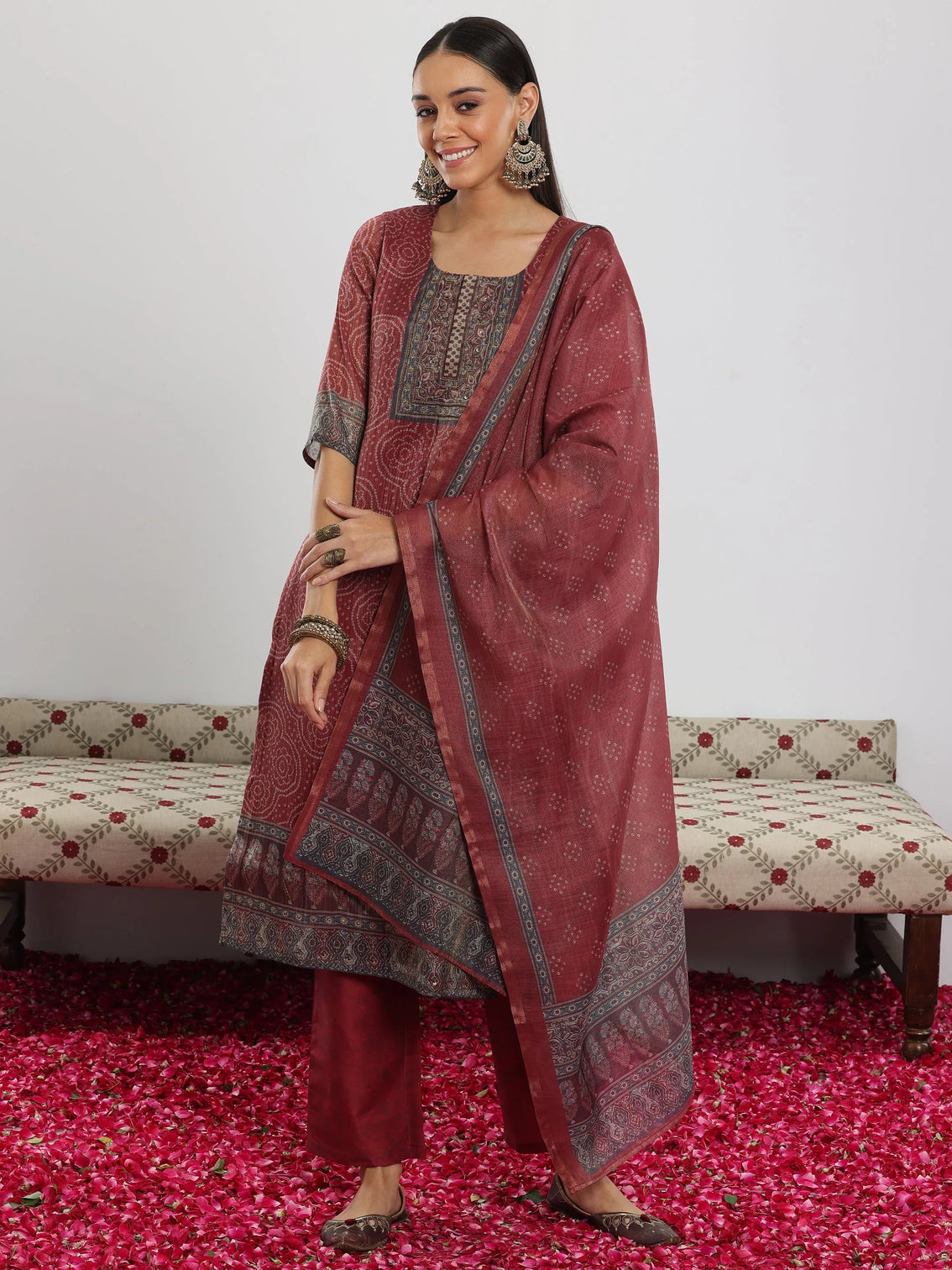 Mameraa Maroon Printed Silk Blend Straight Suit With Dupatta
