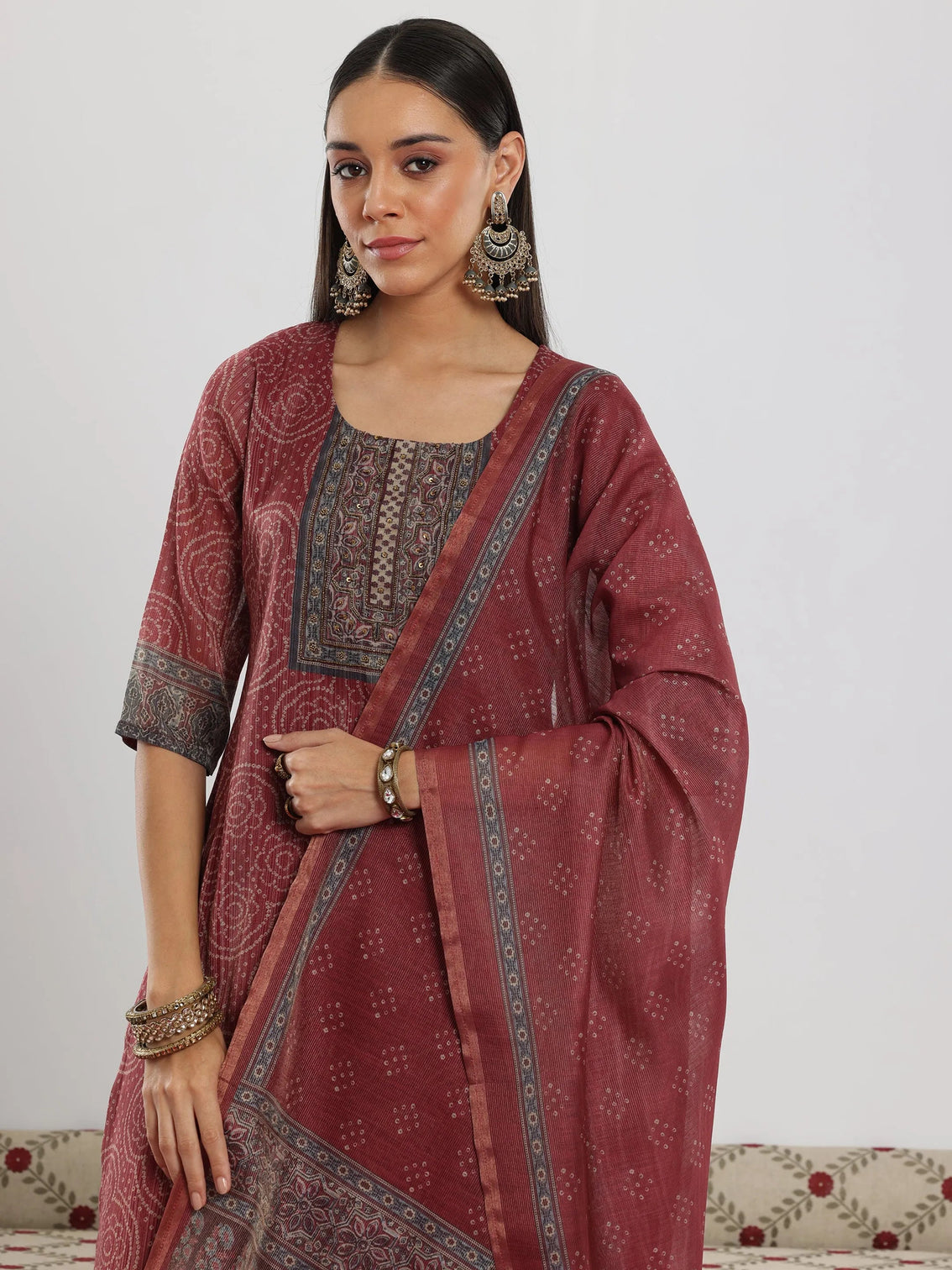 Mameraa Maroon Printed Silk Blend Straight Suit With Dupatta