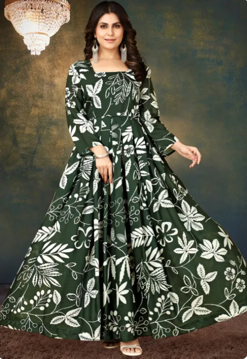 Mahendi Muse: Digital Print Muslin Gown with Micro Cotton Inner