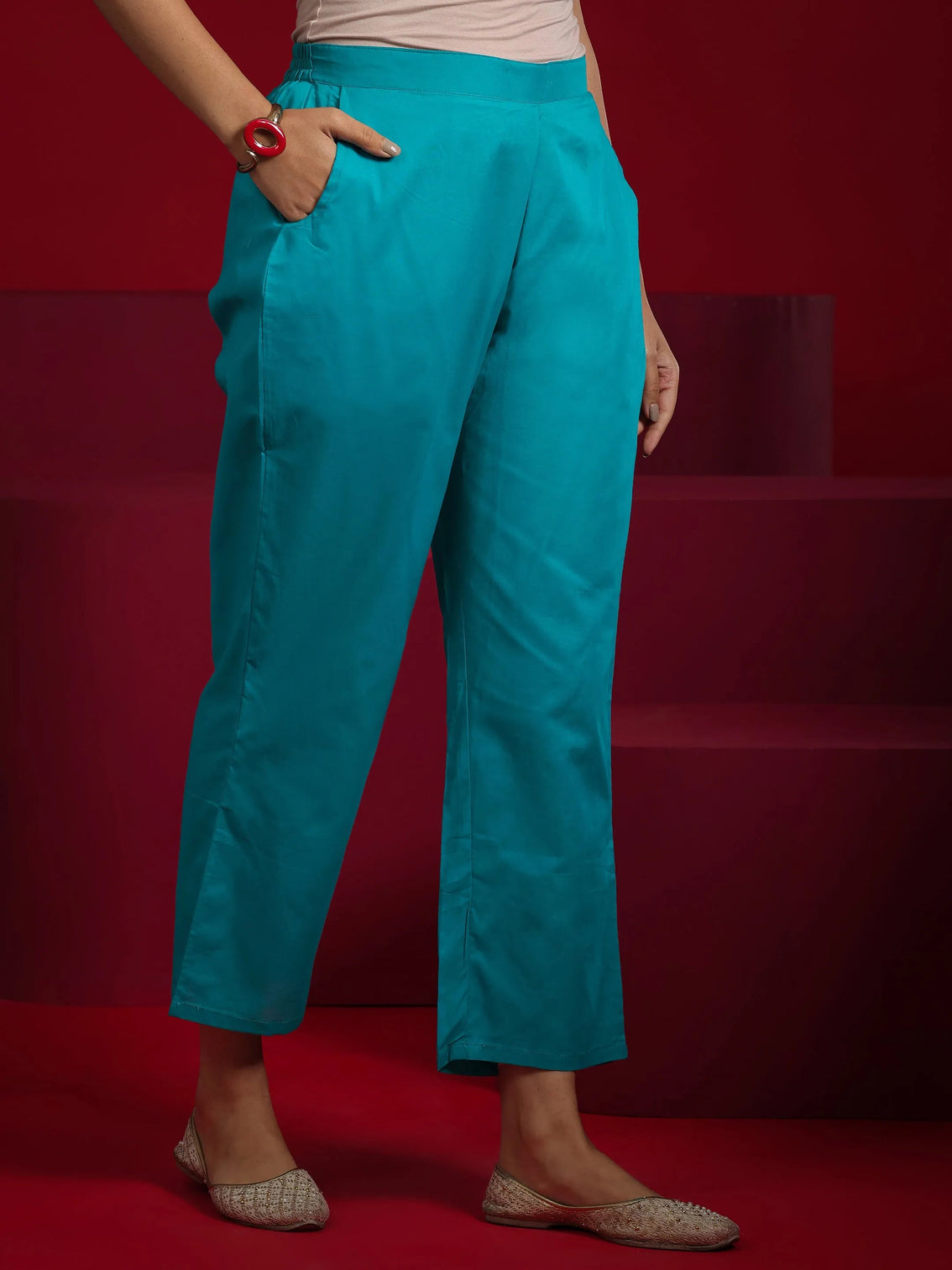 Mameraa Teal Embroidered Chanderi Silk Straight Suit With Dupatta