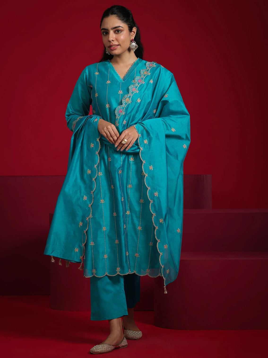 Mameraa Teal Embroidered Chanderi Silk Straight Suit With Dupatta