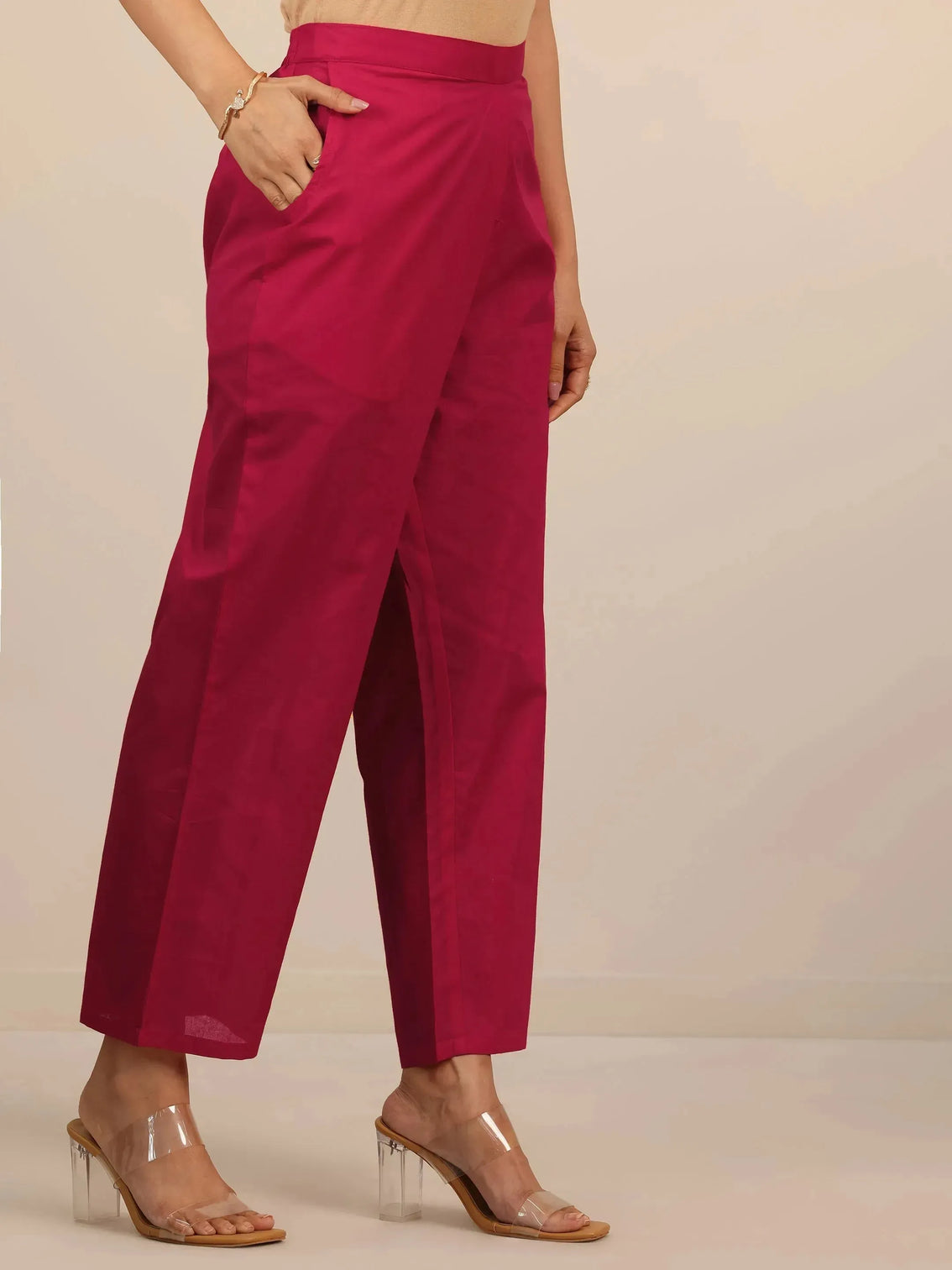 Mameraa Red Embroidered Chanderi Silk Straight Suit Set With Dupatta