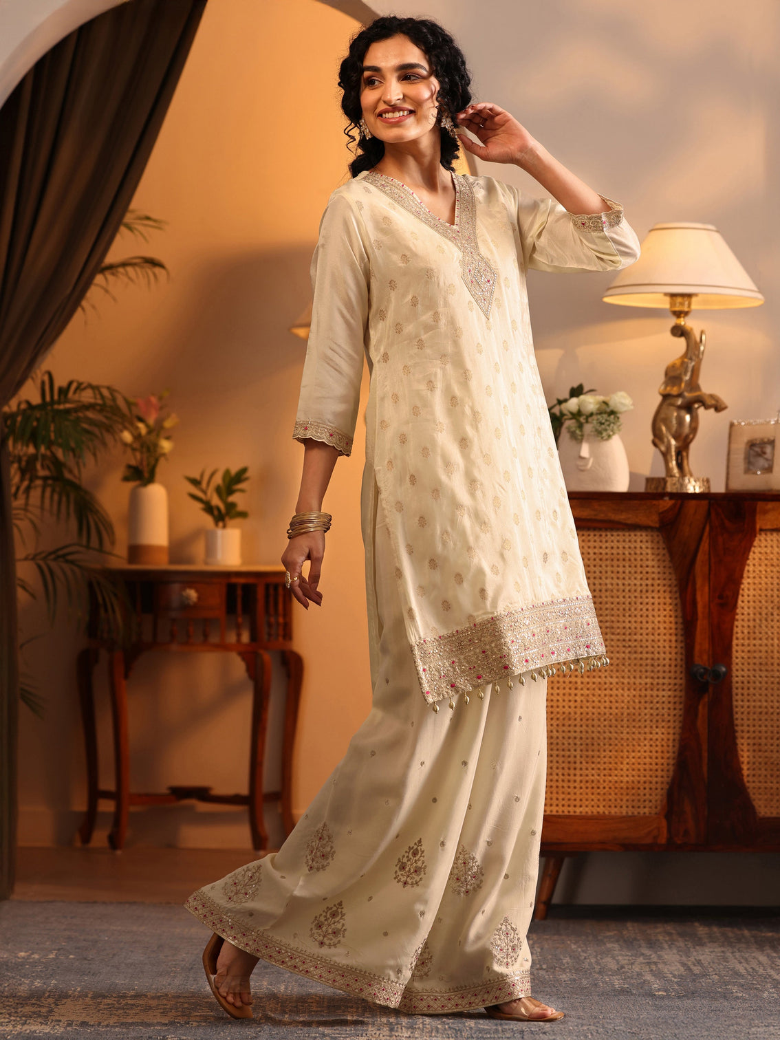 Mameraa Cream Woven Design Silk Blend Straight Suit Set With Dupatta