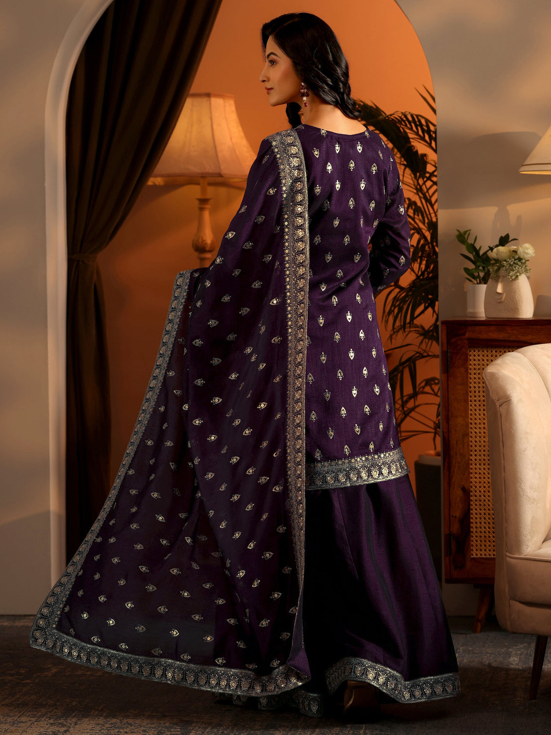 Mameraa Purple Embroidered Silk Blend Straight Suit Set With Dupatta